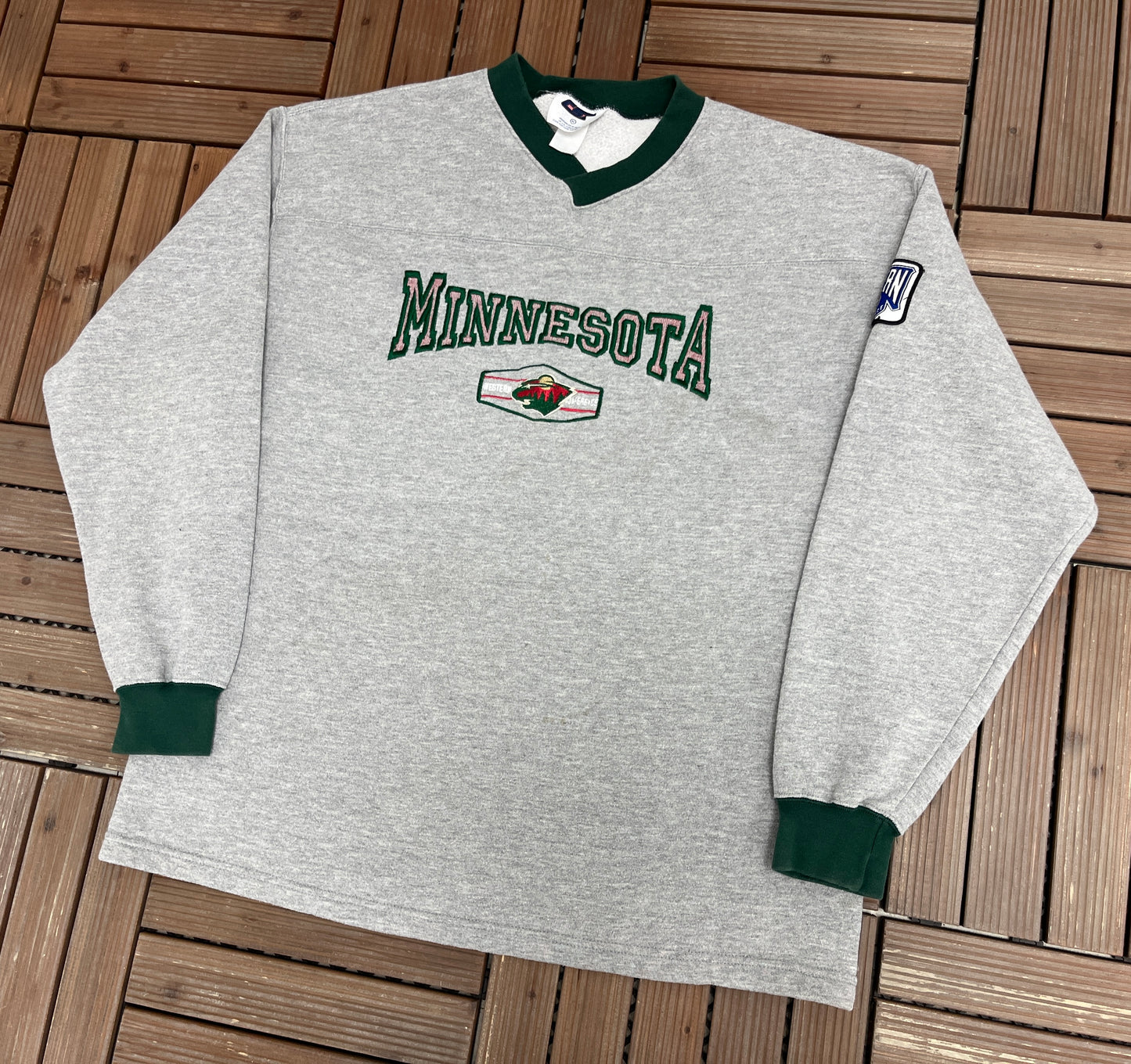 Minnesota Wild Stitched Graphic Crewneck | Size X-Large | Vintage 2000s NHL Hockey Grey Sweater |