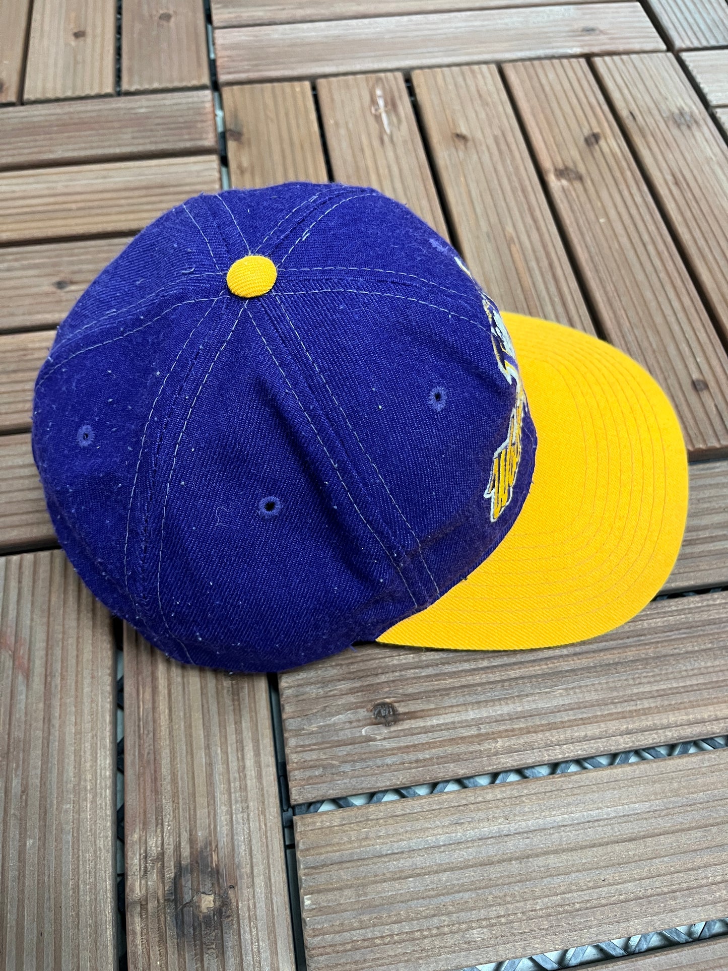 Washington Huskies Embroidered Graphic Hat | Snap Back | Vintage 1990s College Purple Cap |