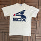 Chicago White Sox Graphic Tee | Size Medium | Vintage 2000s MLB Baseball White T-Shirt |