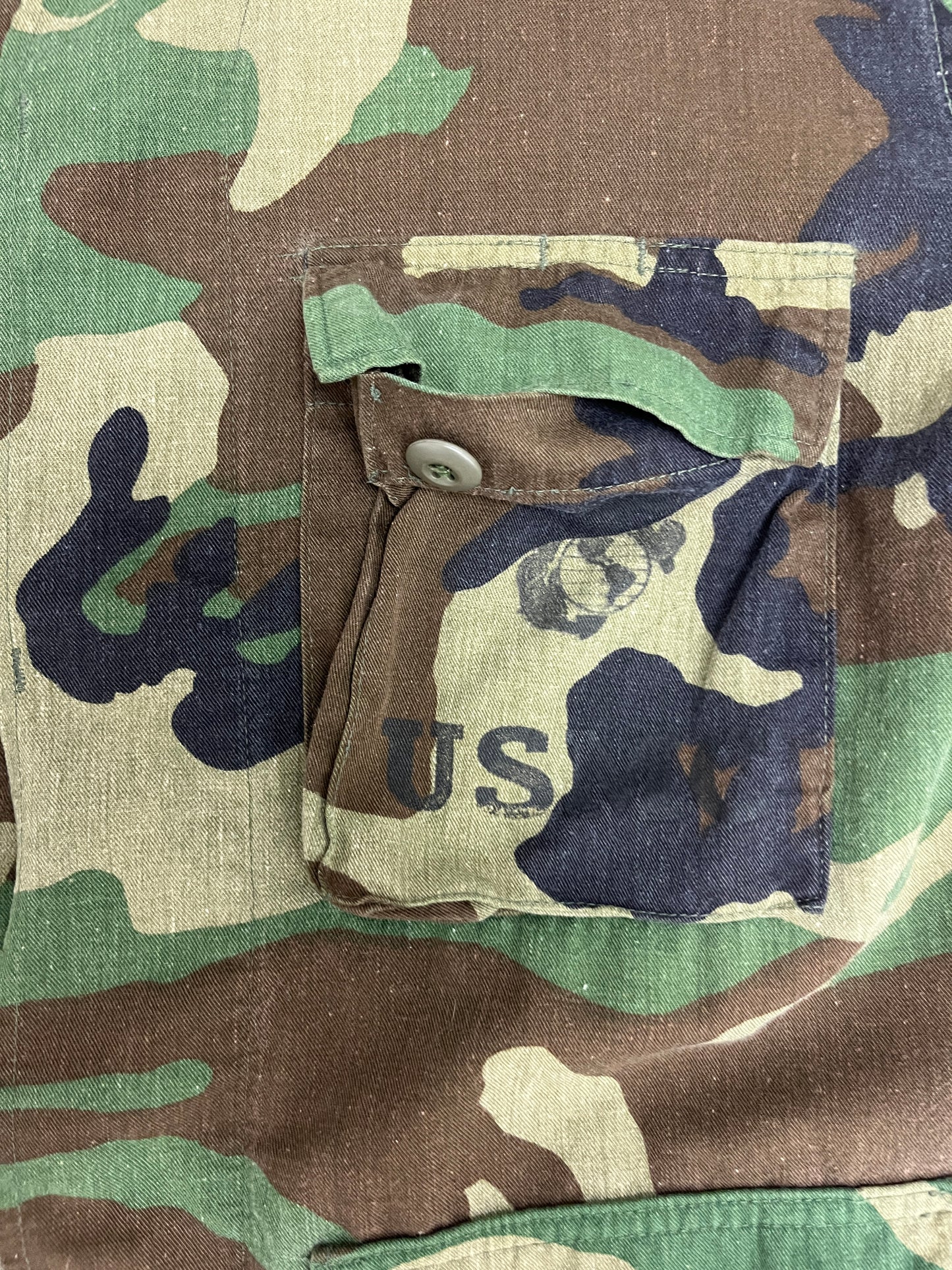 US-10 Camouflage Military Army Button Down | Size Small | Vintage 1990s Military Green Camo Long Sleeve Shirt | Free Shipping to USA |