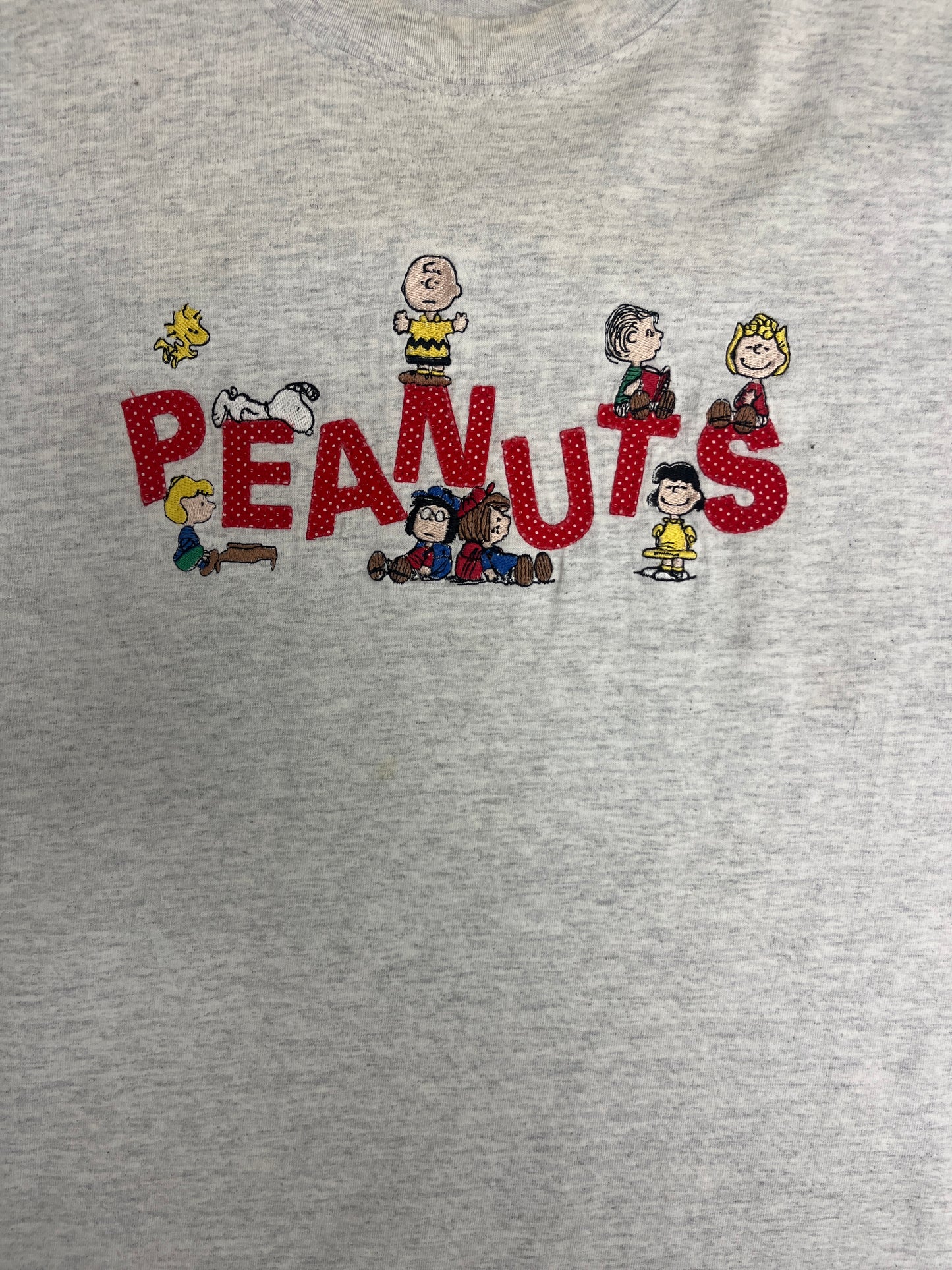 Peanuts Cartoon Embroidered Graphic Tee | Size X-Large | Vintage 2000s Television Cartoon Grey T-Shirt |