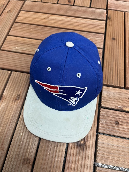 New England Patriots Embroidered Graphic Hat | Snap Back | Vintage 1990s NFL Football Blue Hat |
