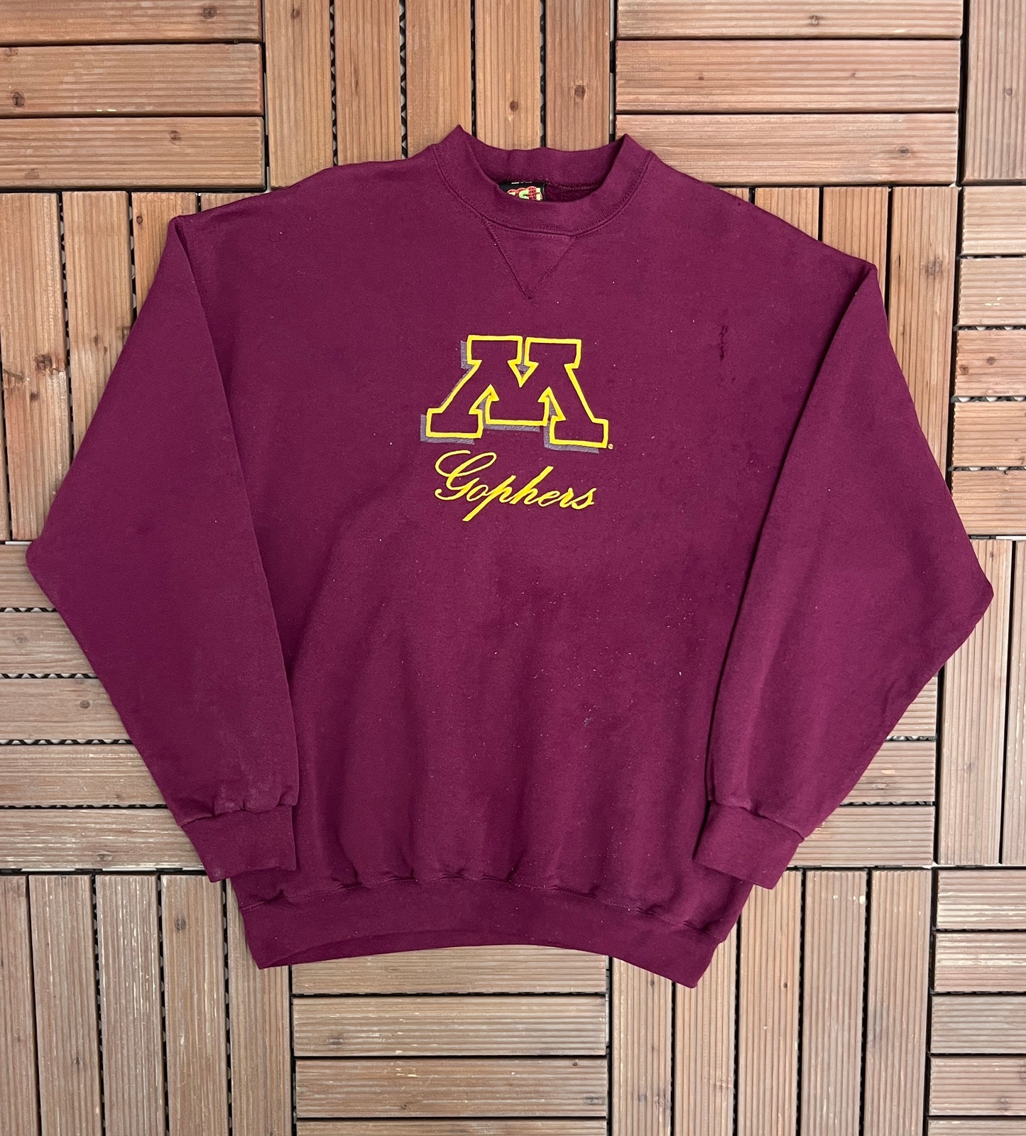 Minnesota Golden Gophers Embroidered Graphic Crewneck | Size X-Large | Vintage 1990s College Football Red Sweater |