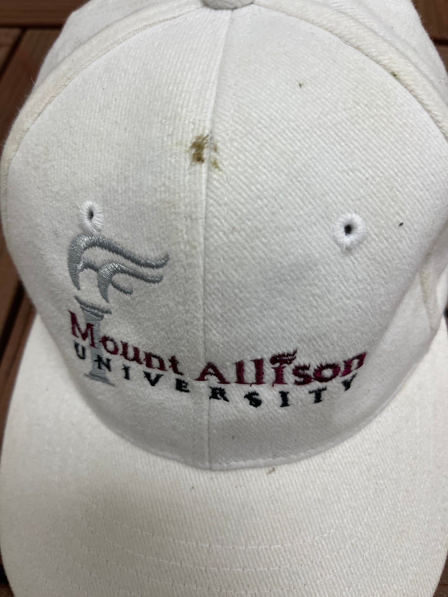 Mount Allison University Embroidered Graphic Hat | Metal Clasp | Vintage 2000s College Sports White Cap | Free Shipping to USA |