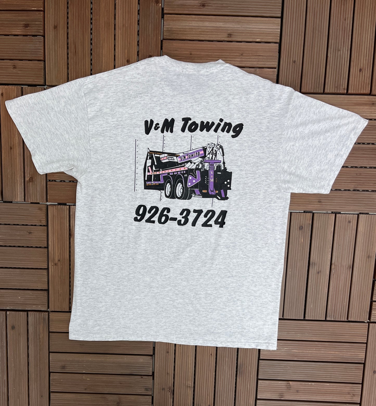 V&M Towing Graphic Tee | Size X-Large | Vintage 1990s Tourist Promotional Single Stitch Grey T-Shirt | Free Shipping to USA |