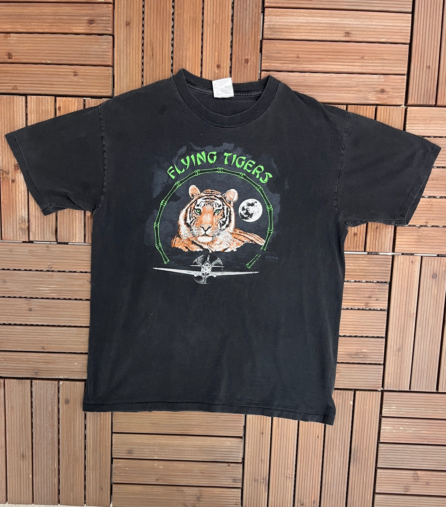 Flying Tigers Graphic Tee | Size Large | Vintage 1990s Single Stitch Animal Black T-Shirt | Made in USA | Free Shipping to USA|