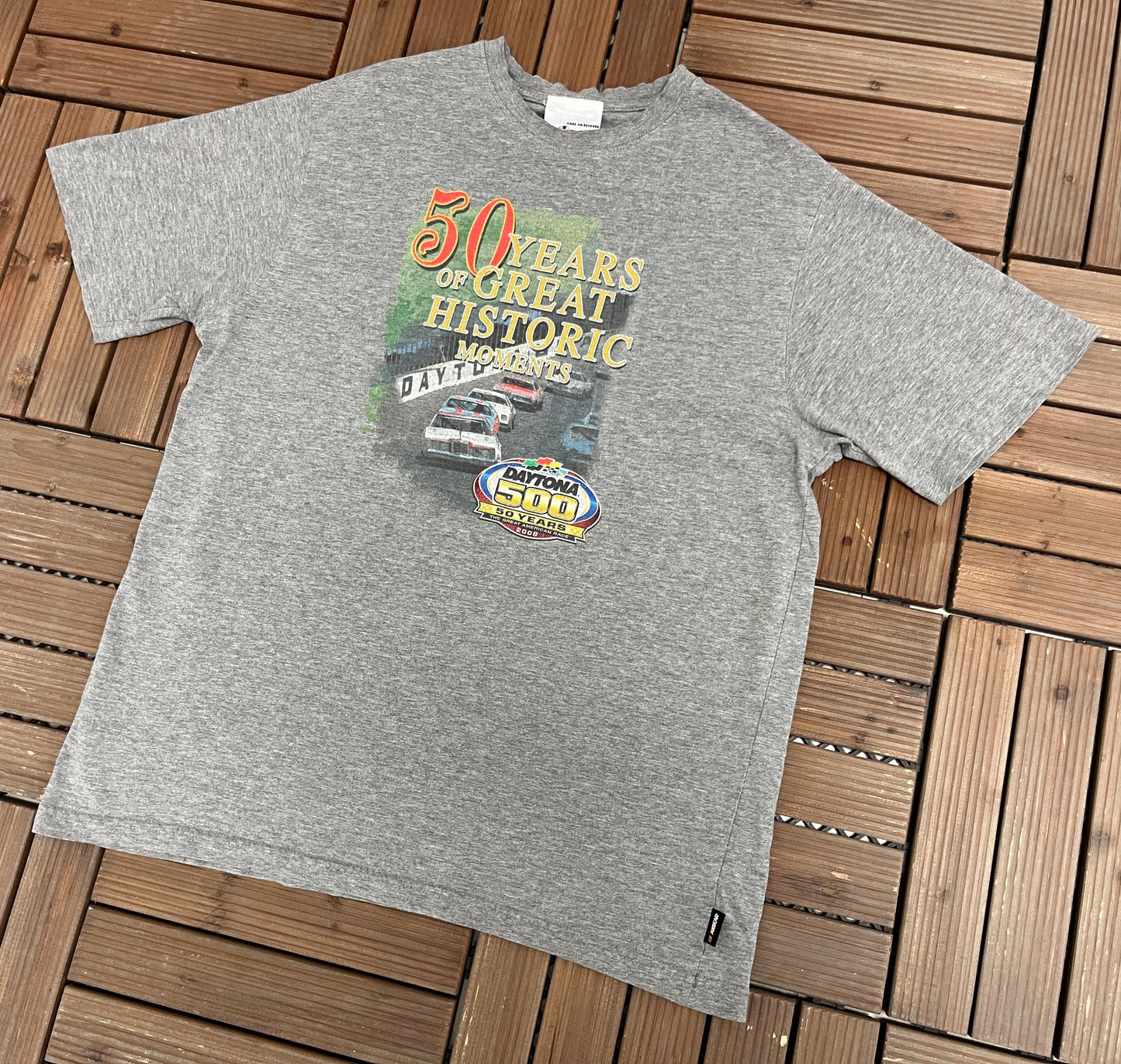 Daytona 500 50 Year Anniversary NASCAR Racing Graphic Tee | Size Large | Vintage 2000s Racing Grey T-Shirt |