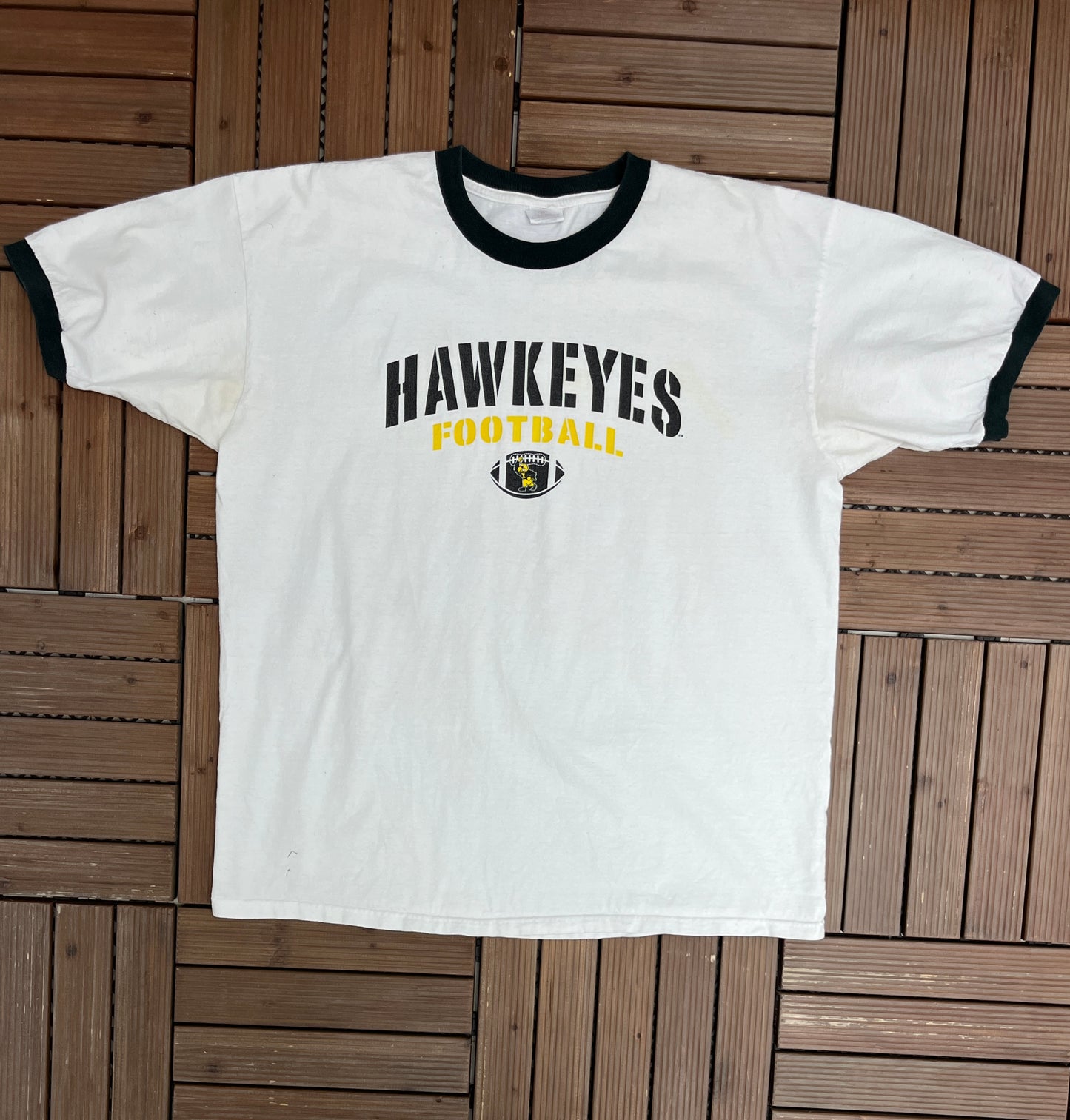 Iowa Hawkeyes Football Graphic Tee | Size X-Large | Vintage 2000s College Football White T-Shirt |