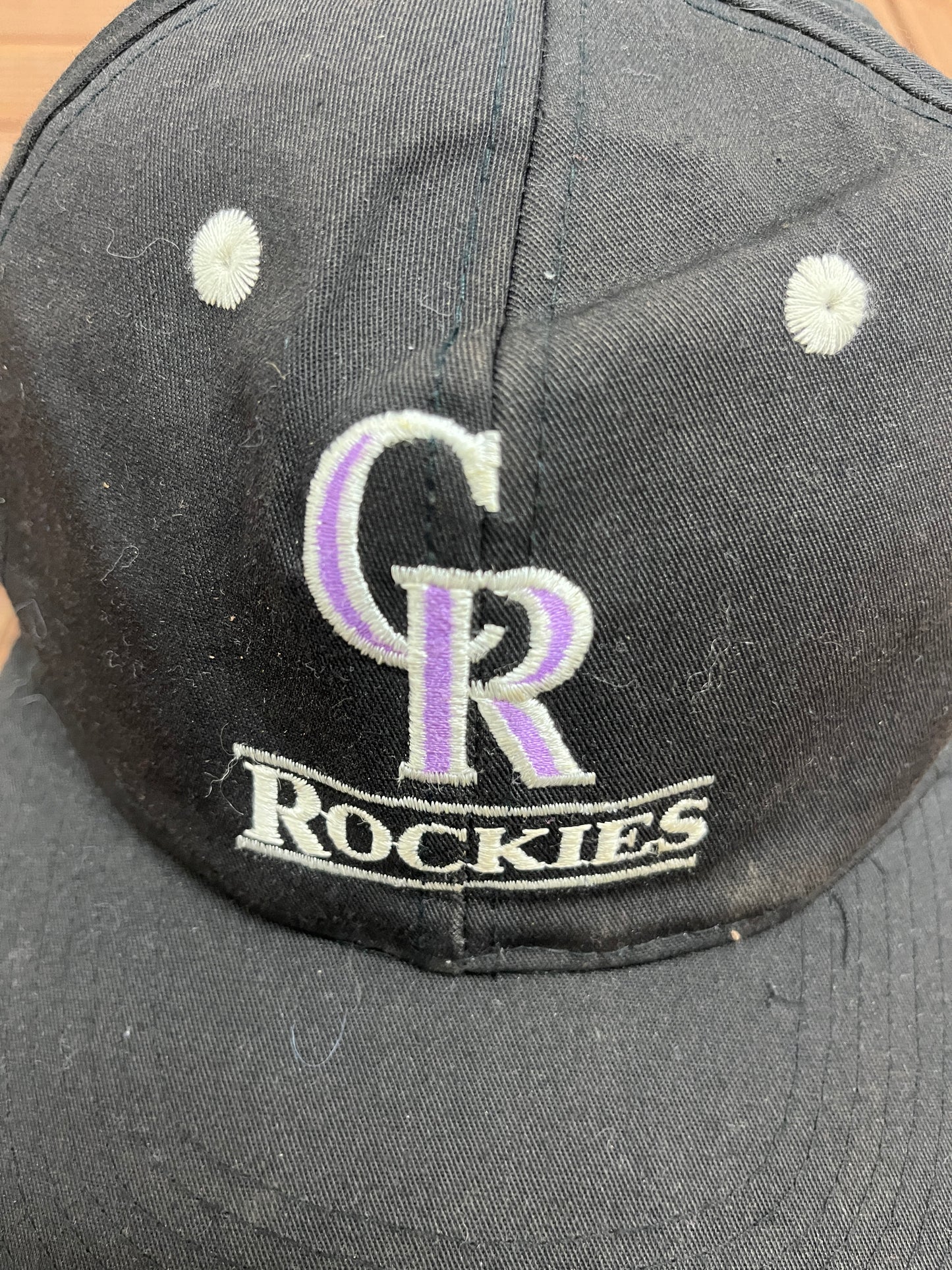 Colorado Rockies Embroidered Graphic Hat | Youth Snap Back | Vintage 2000s MLB Baseball Black Cap | Free Shipping to USA |