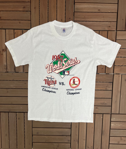 Minnesota Twins vs. St Louis Cardinals World Series Graphic Tee | Size XL | Vintage 1980s MLB Baseball White T-Shirt | Free Shipping to USA|