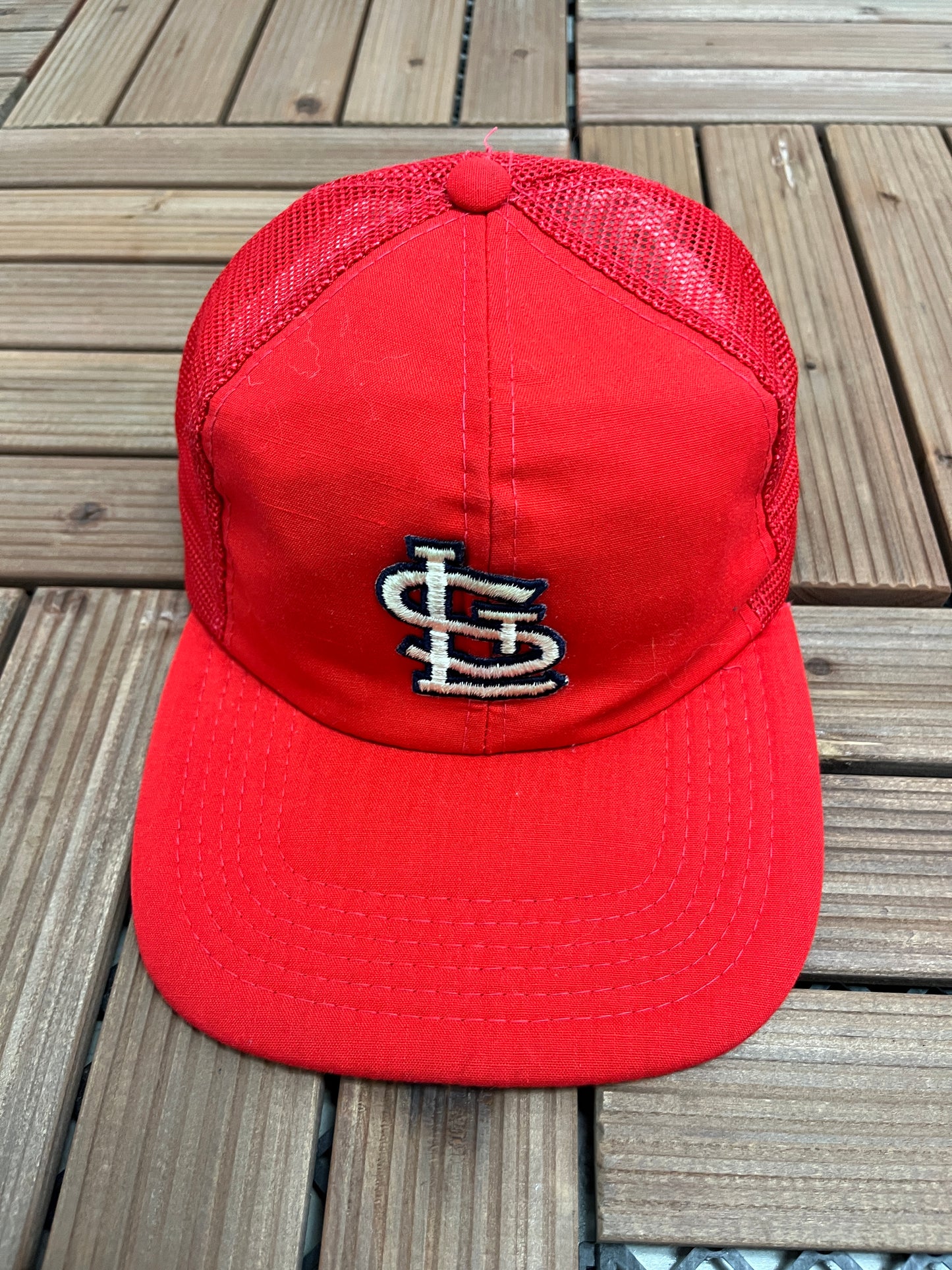 St. Louis Cardinals Embroidered Graphic Hat | Snap Back | Vintage 1990s MLB Baseball Trucker Red Cap |