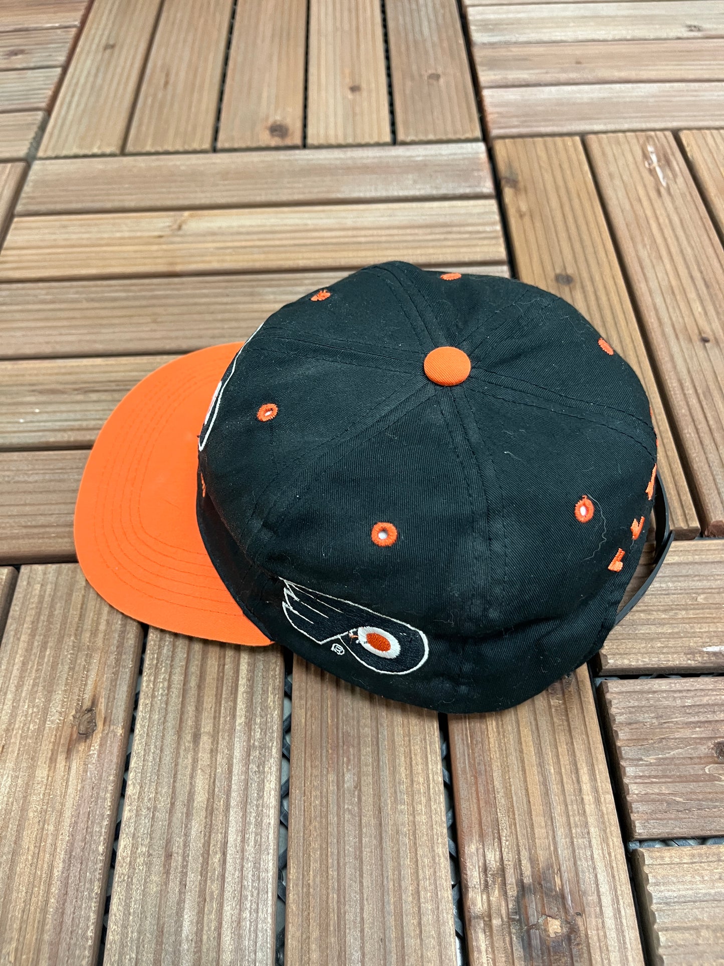 Philadelphia Flyers Embroidered Graphic Hat | Youth Snap Back | Vintage 2000s NHL Hockey Black Cap | Free Shipping to USA |