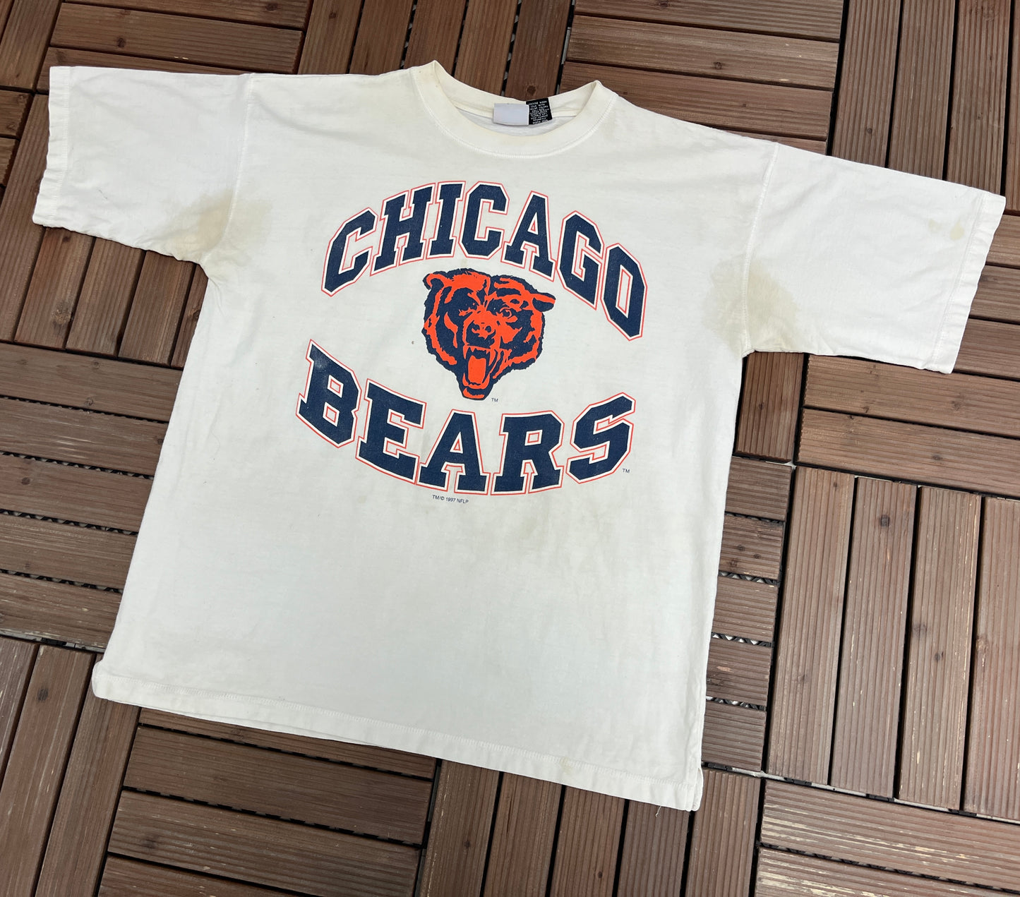 Chicago Bears Graphic Tee | Size X-Large | Vintage 1990s NFL Football White T-Shirt |