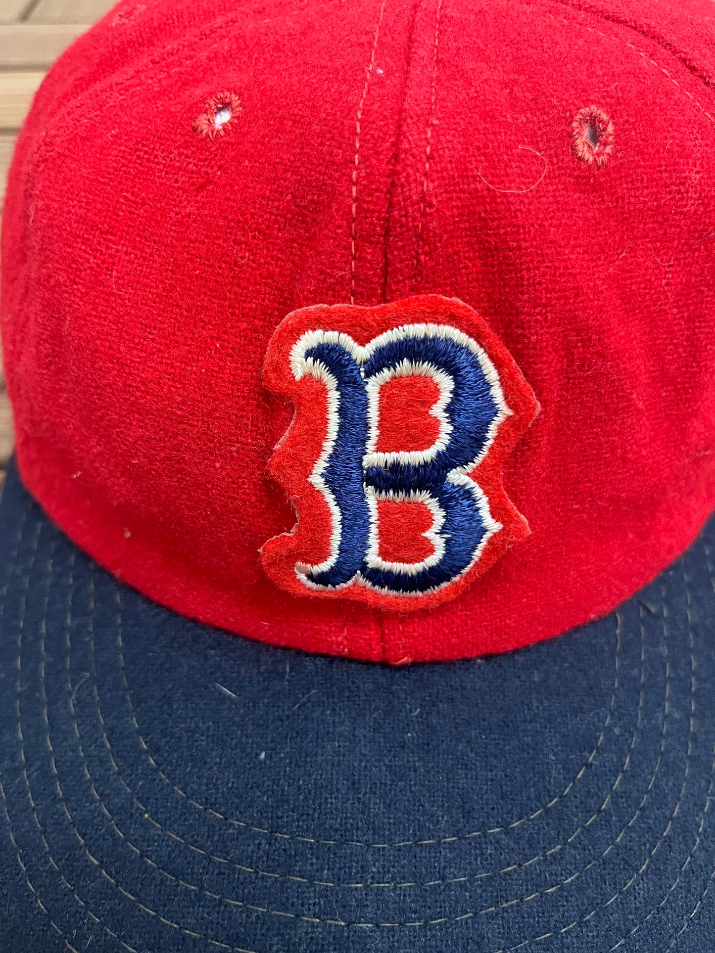 Boston Red Sox Wool Graphic Hat | Size X-Large | Vintage 1990s MLB Baseball Red Cap |