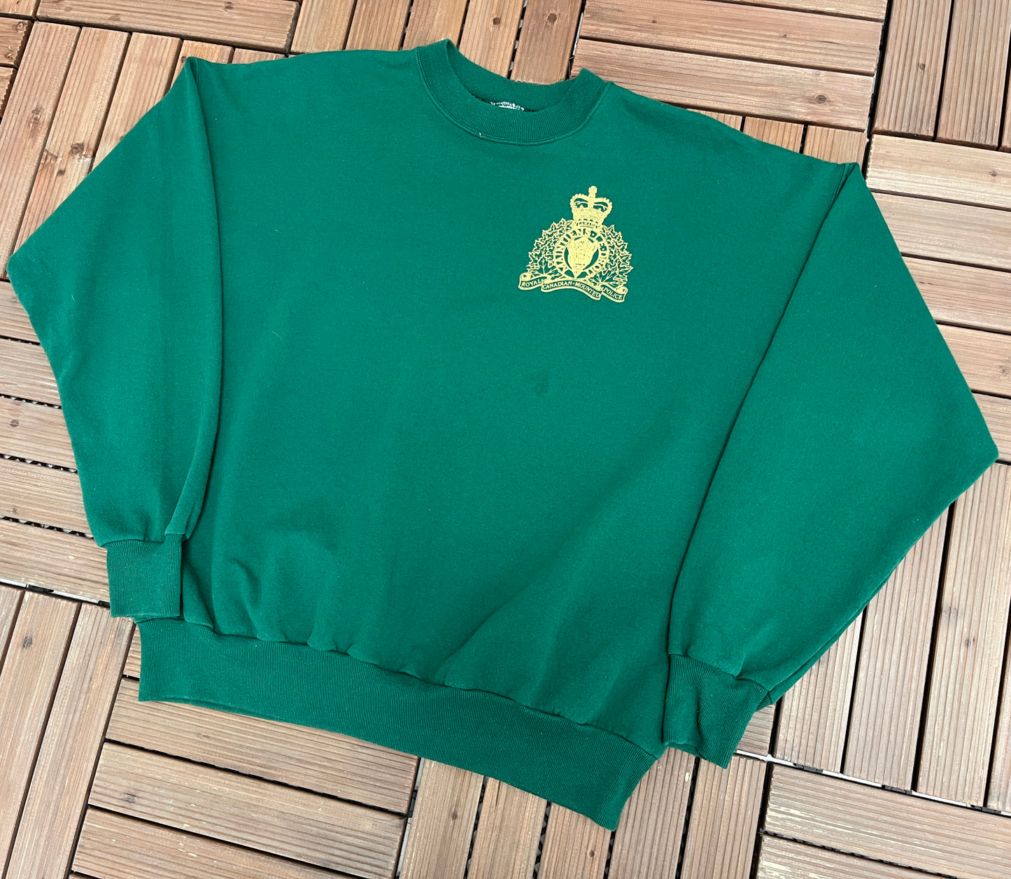 Royal Canadian Mounted Police Graphic Crewneck | Size X-Large | Vintage 1990s Promotional Green Sweater | Made in USA |Free Shipping to USA|