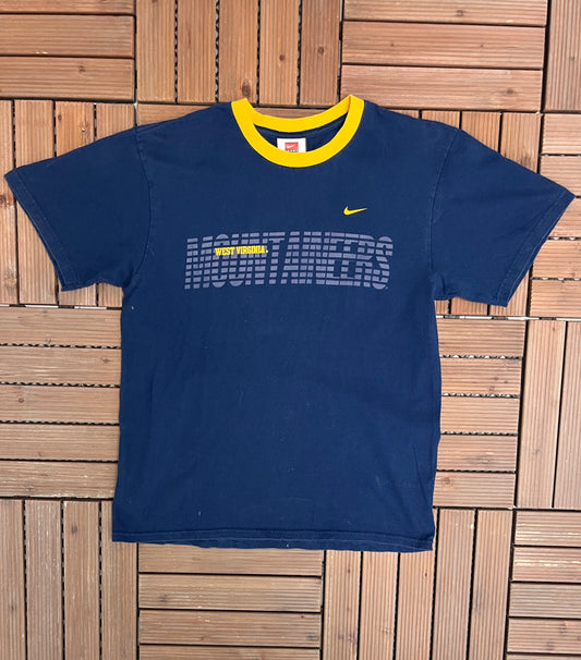 West Virginia Mountaineers Graphic Tee | Size Medium | Vintage 2000s College Sports Nike Swoosh Blue T-Shirt |