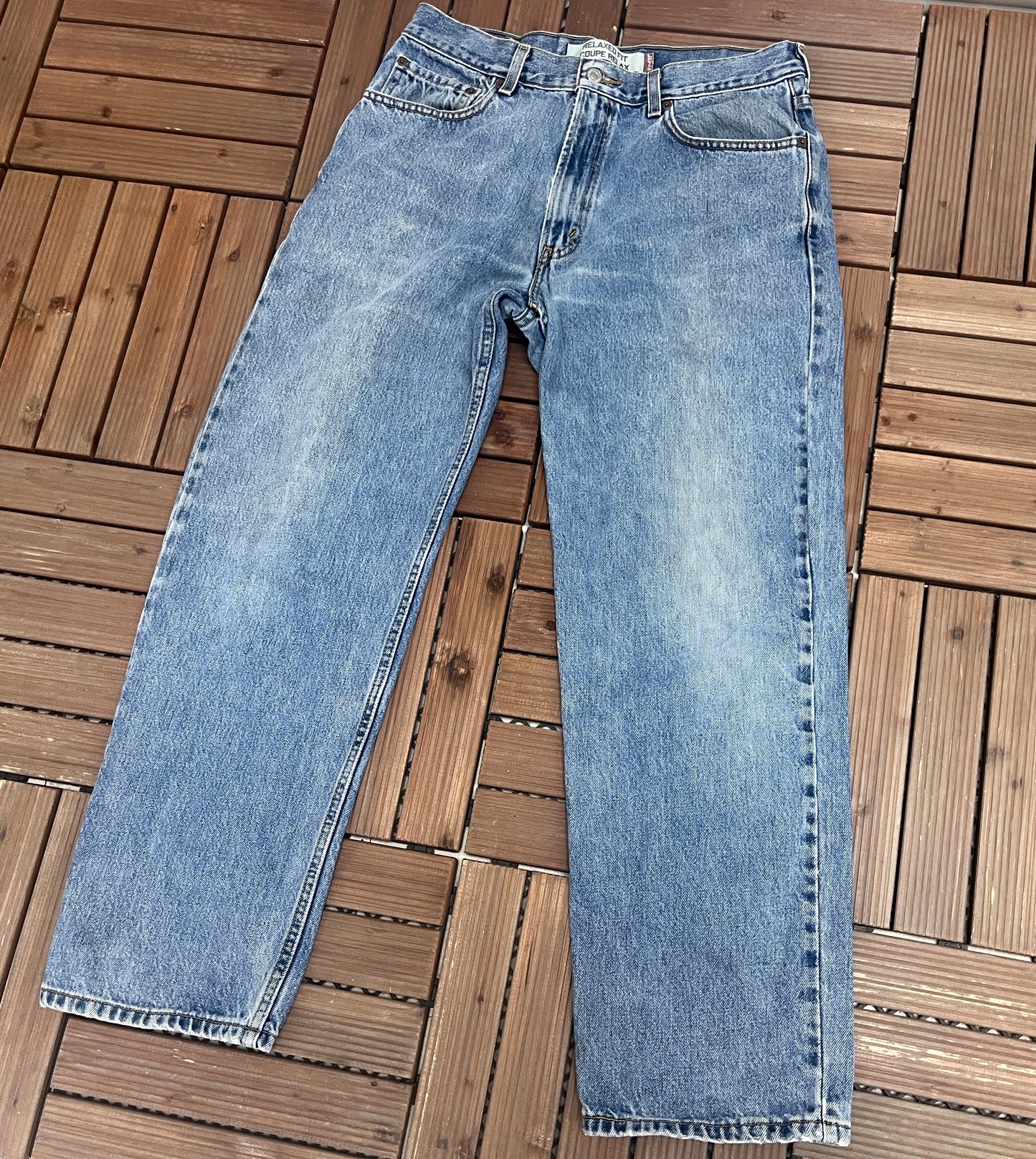 Levi Strauss & Co 550 Relaxed Fit Blue Denim Jeans | Size 34 x 30 | Vintage 2000s Levi's Light Blue Jeans |