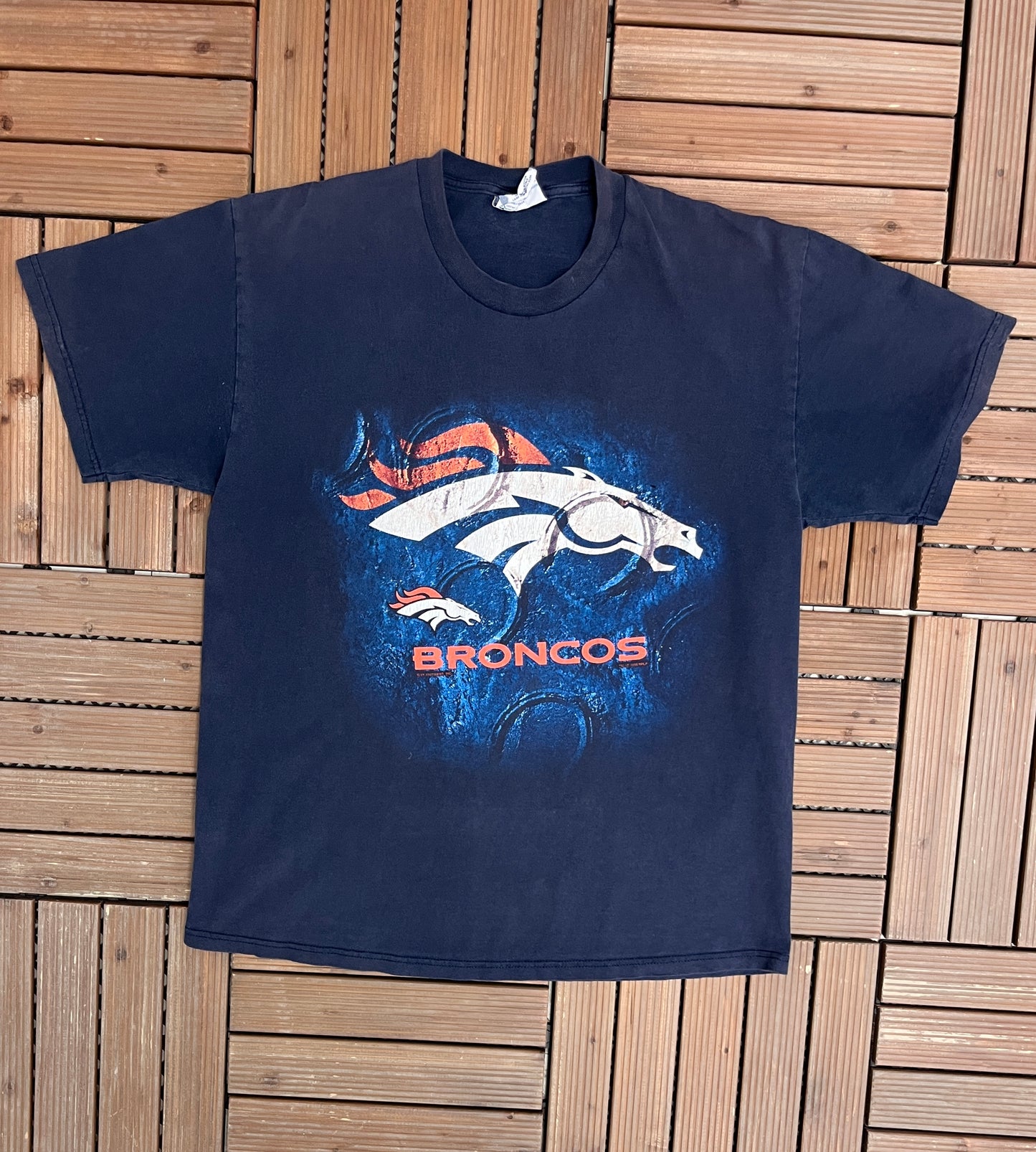 Denver Broncos Graphic Tee | Size Large | Vintage 2000s NFL Football T-Shirt |