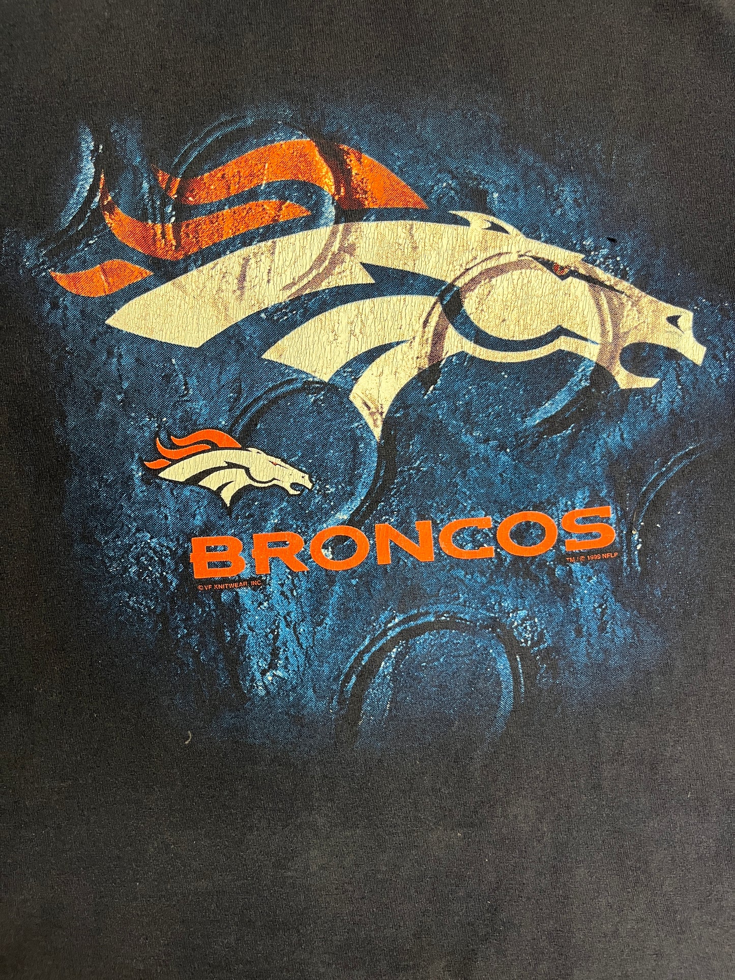 Denver Broncos Graphic Tee | Size Large | Vintage 2000s NFL Football T-Shirt |