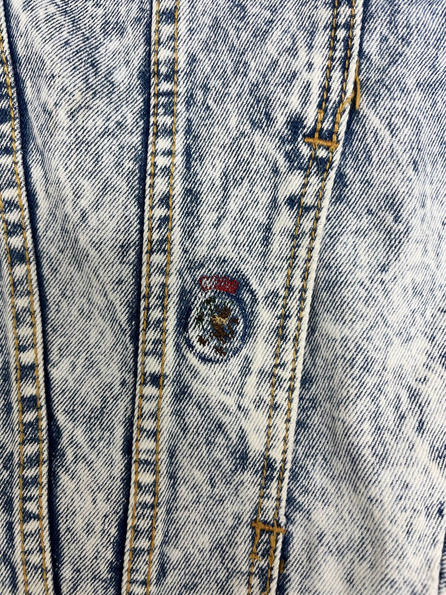 Tommy Hilfiger Crest Denim Jean Jacket Vest | Size Medium | Vintage 2000s Branded Light Blue Denim Vest |