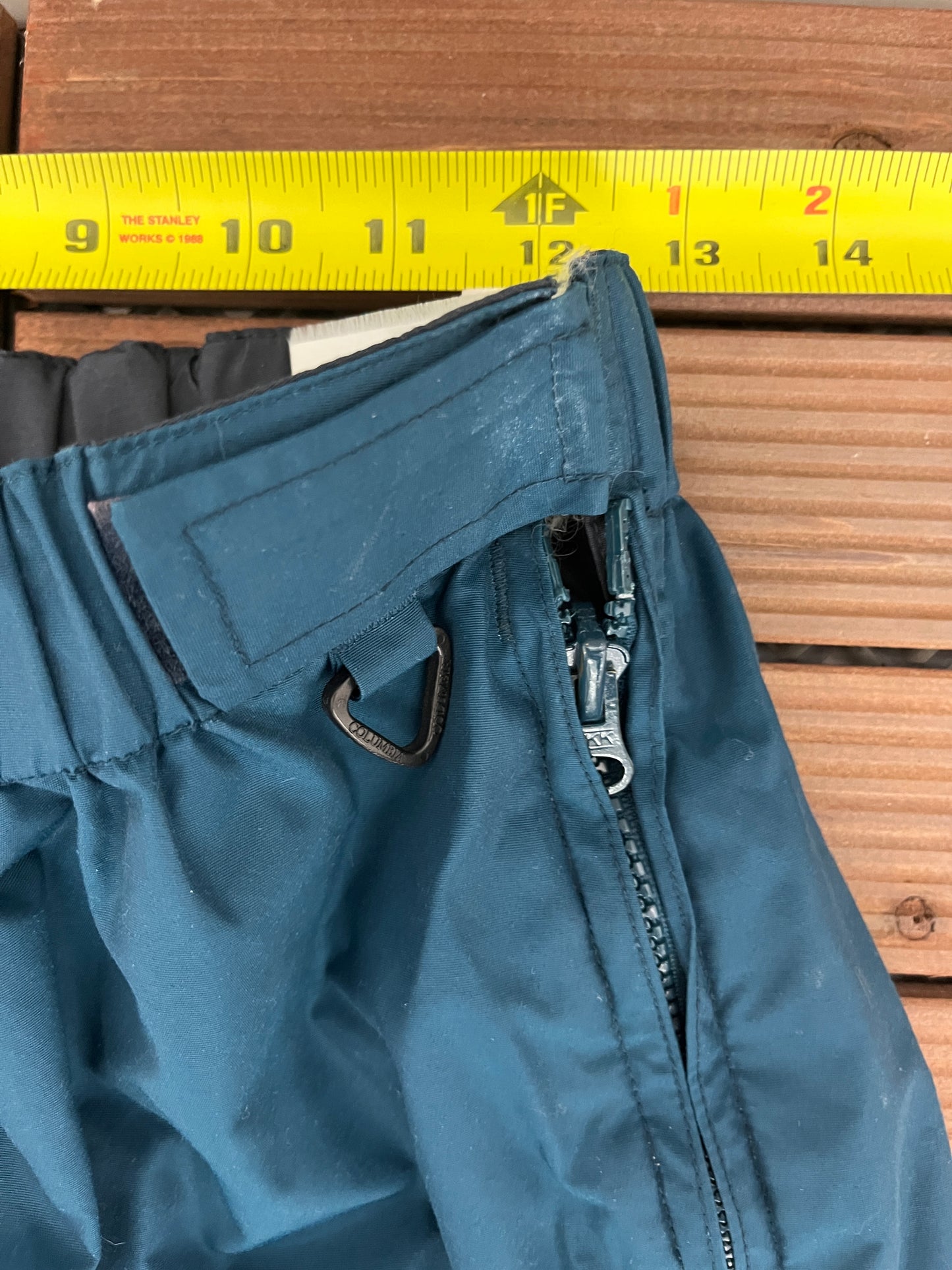 Columbia Sportswear Company Graphic Track Pants | Size Medium | Vintage 1990s Branded Teal Track Pants |