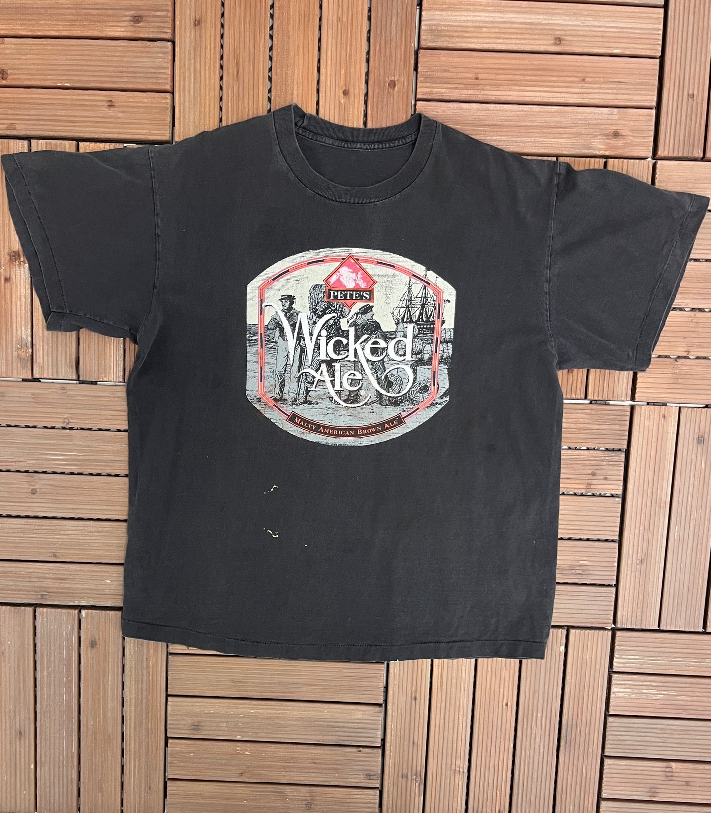 Pete's Wicked Ale Graphic Tee | Size Large | Vintage 1990s Single Stitch Alcohol Promotional T-Shirt |
