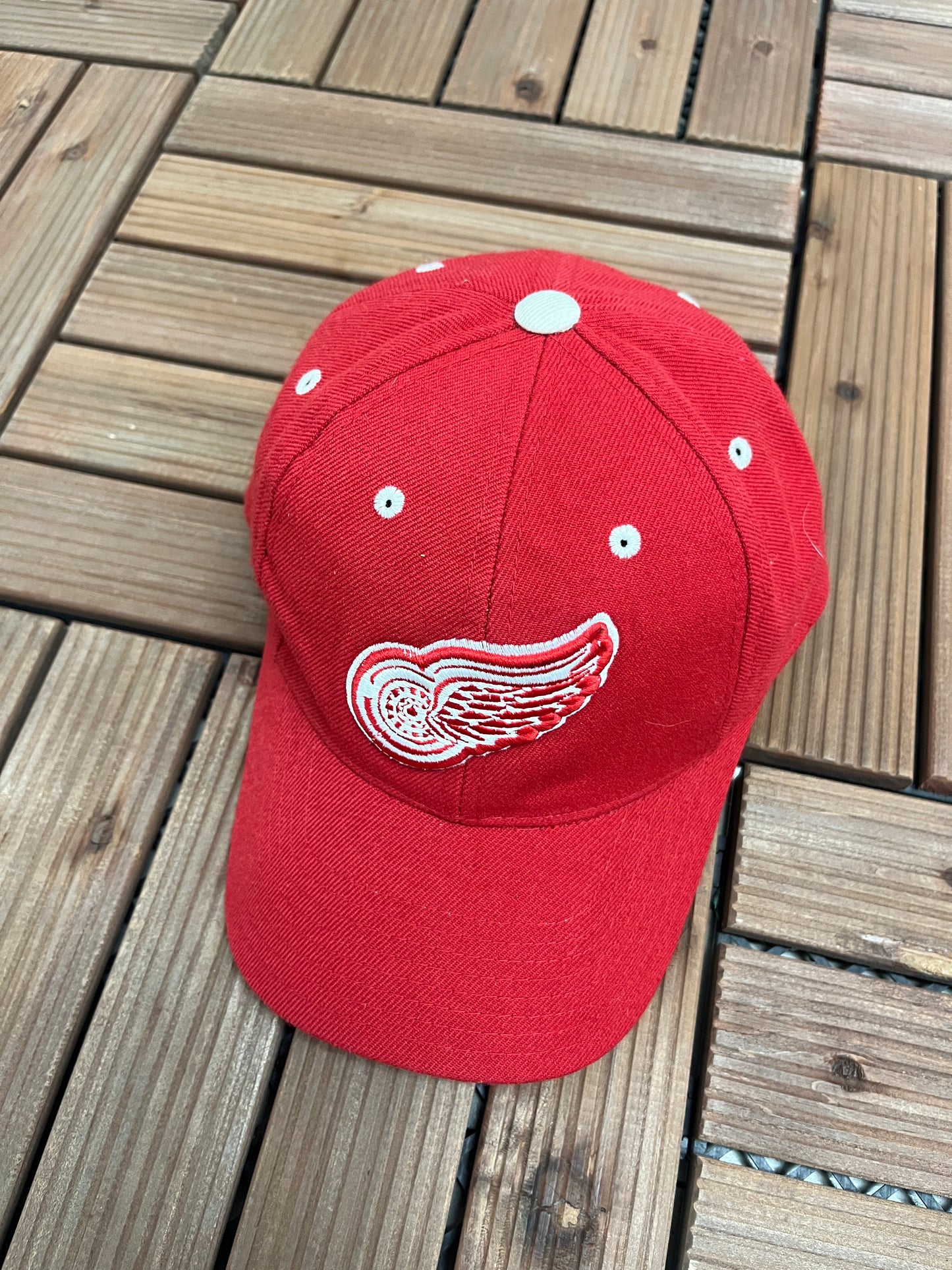 Detroit Red Wings Embroidered Graphic Hat | Snap Back | Vintage 1990s Puma NHL Hockey Red Cap |