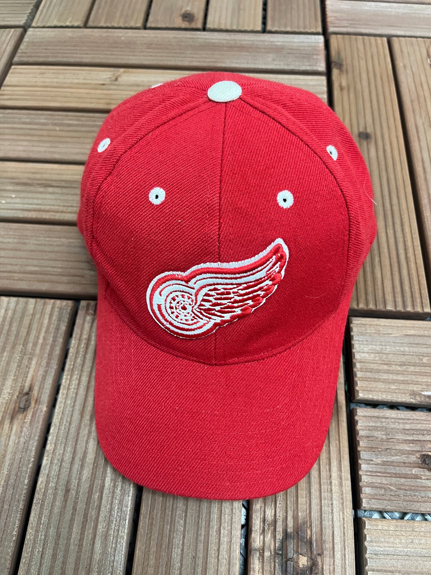 Detroit Red Wings Embroidered Graphic Hat | Snap Back | Vintage 1990s Puma NHL Hockey Red Cap |