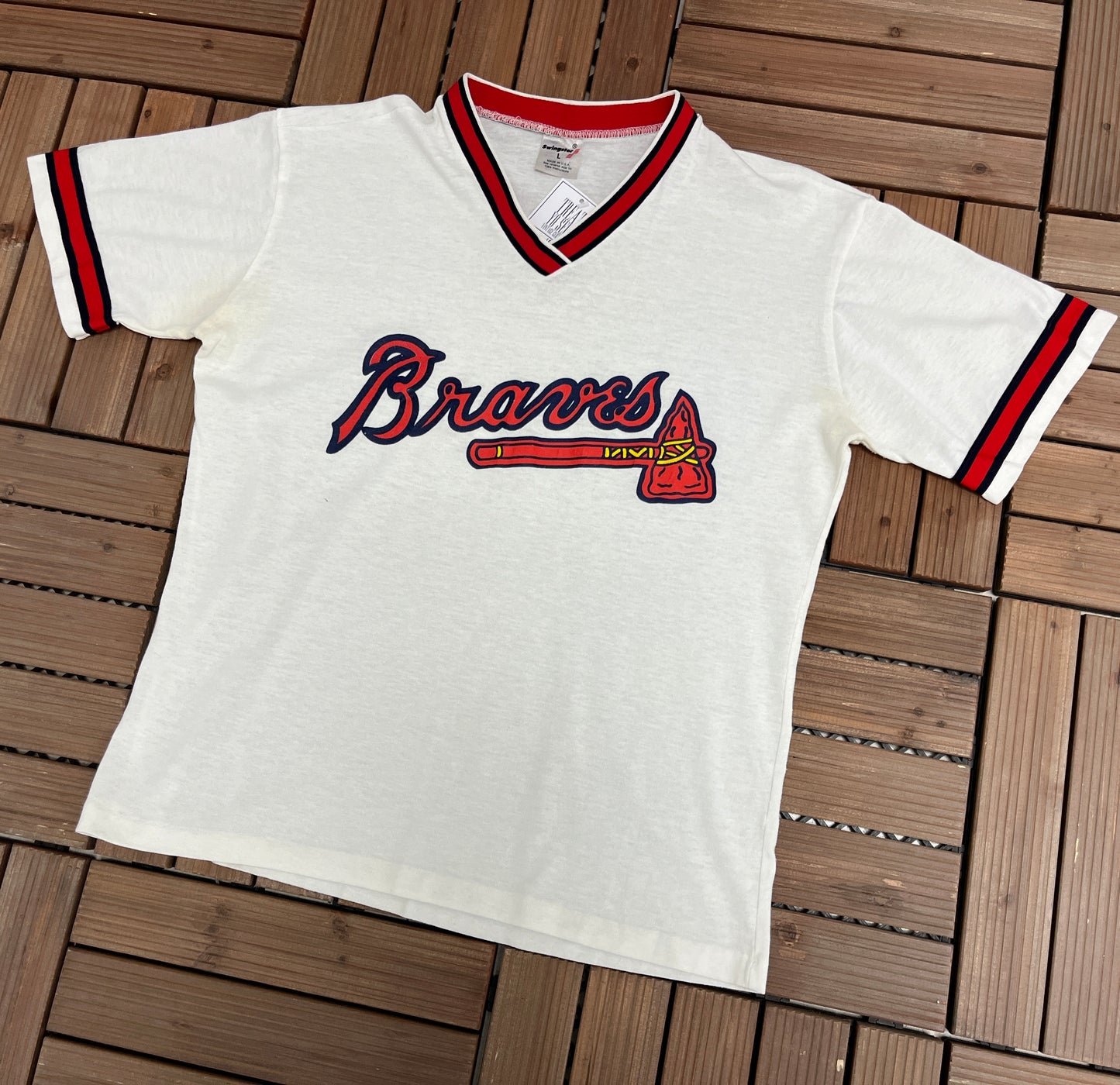 Atlanta Braves Graphic Tee | Size Large | Vintage 1990s MLB Baseball White T-Shirt | Made in USA |