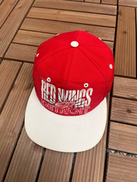 Detroit Red Wings Embroidered Graphic Hat | Snap Back | Vintage 1990s NHL Hockey Red Cap |