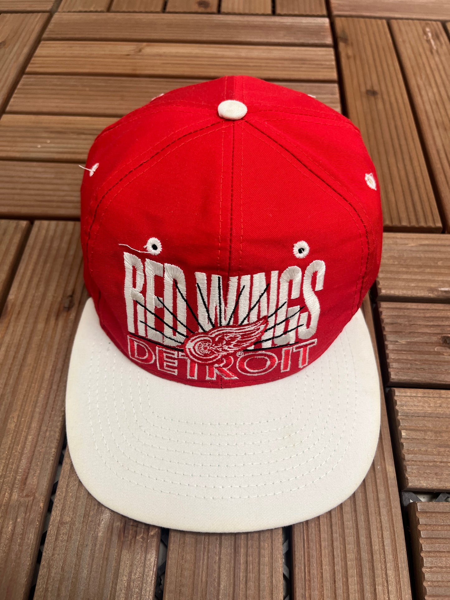 Detroit Red Wings Embroidered Graphic Hat | Snap Back | Vintage 1990s NHL Hockey Red Cap |