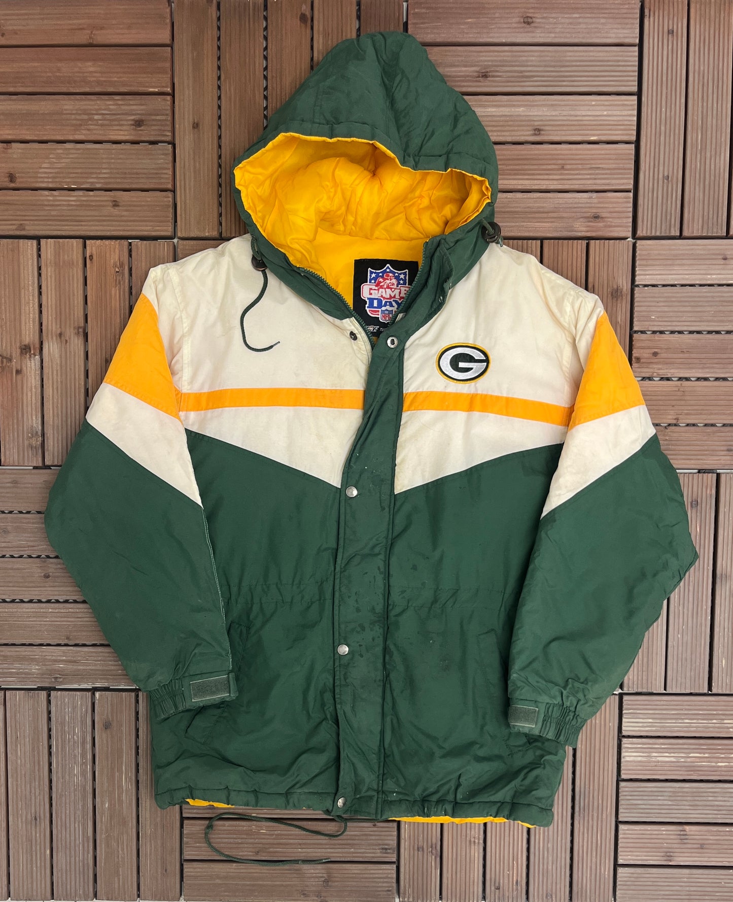 Green Bay Packers Embroidered Graphic Jacket | Size Medium | Vintage 1990s NFL Football Green Game Day Jacket |