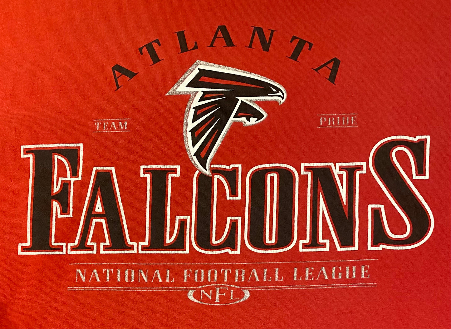 Atlanta Falcons NFL Football Graphic Tee | Size XL | Vintage 2000s Football Red T-Shirt | 100% Cotton Tee | Free Shipping to USA |