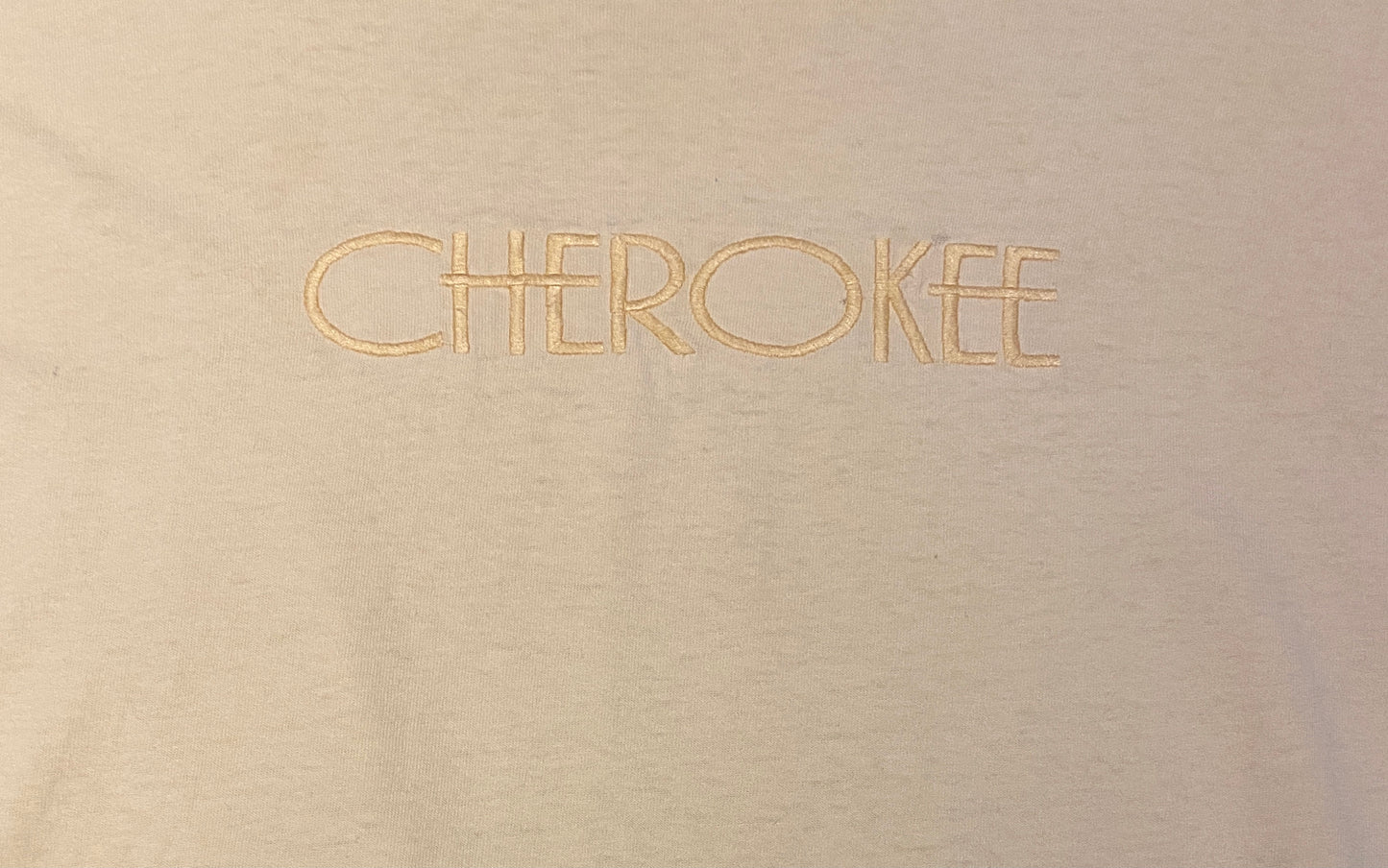 Cherokee Embroidered Graphic Tee | Size Large | Vintage 1990s Tourist Light Yellow T-Shirt | Made in USA | Free Shipping to USA |