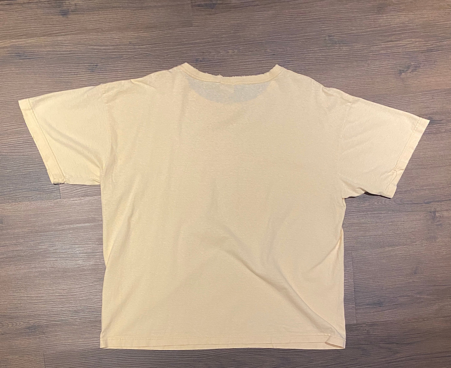 Cherokee Embroidered Graphic Tee | Size Large | Vintage 1990s Tourist Light Yellow T-Shirt | Made in USA | Free Shipping to USA |