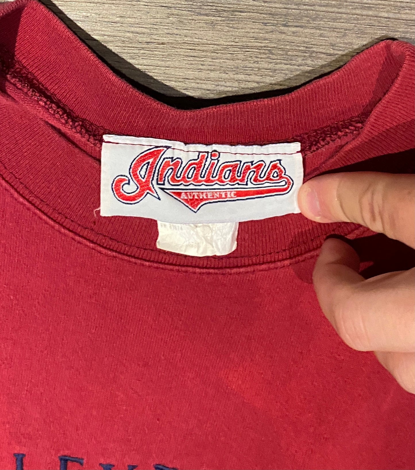 Cleveland Indians Embroidered Graphic Tee | Size Large | Vintage 1990s MLB Baseball Red T-Shirt | Made in Canada | Free Shipping to USA |