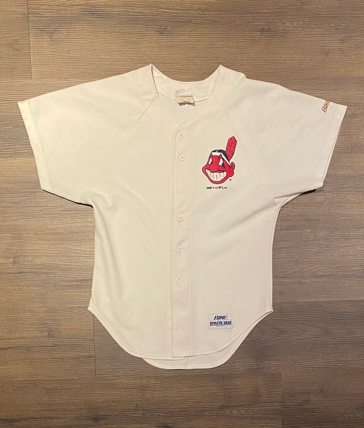 Cleveland Indians Bike Athletics Baseball Jersey | Size X-Large | Vintage 1990s White MLB Baseball Jersey |Free Shipping to USA|