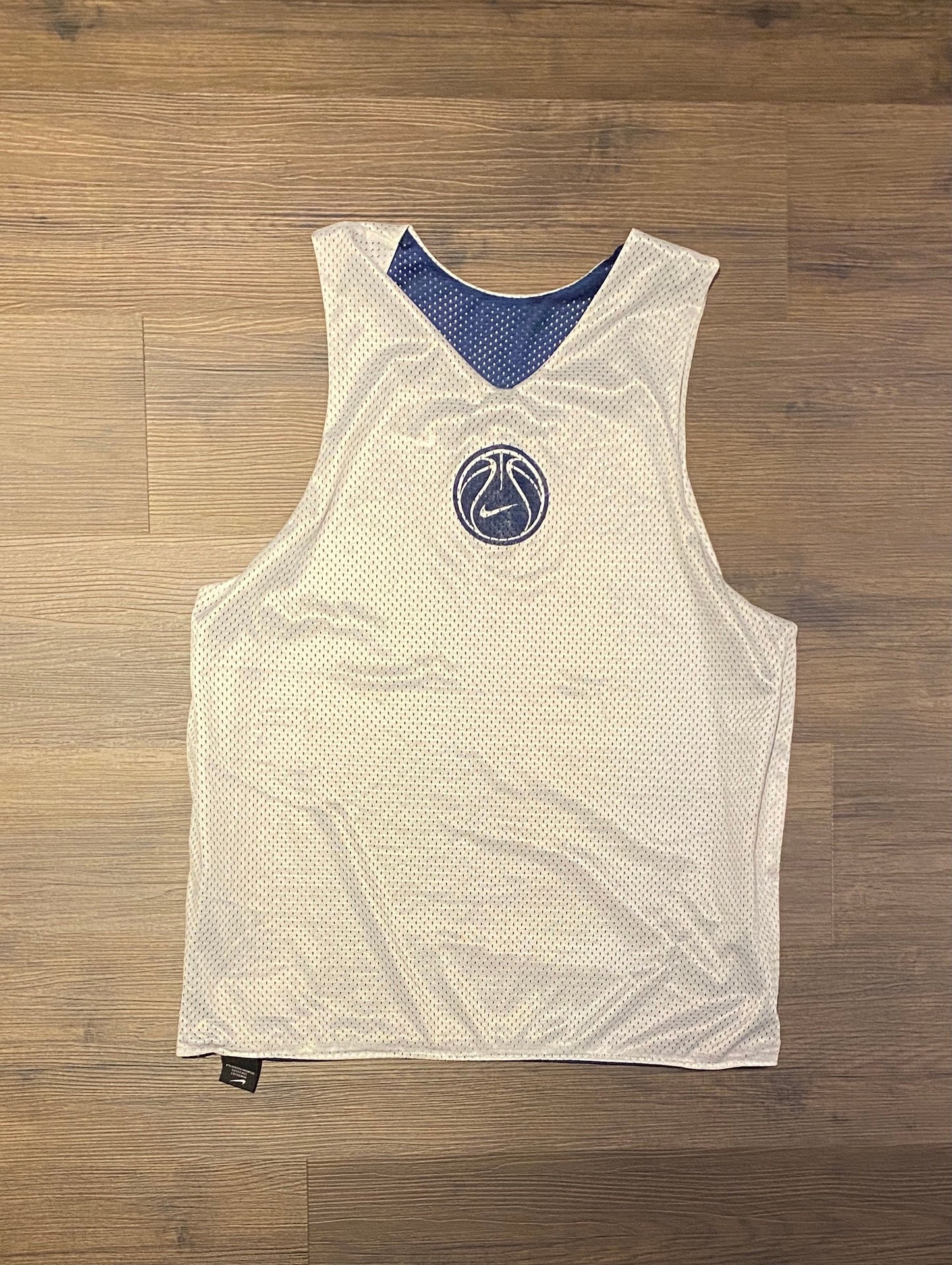 Nike Basketball Reversible Basketball Jersey | Size Medium | Vintage 2000s Blue & White Tank Top T-Shirt | Free Shipping to USA |