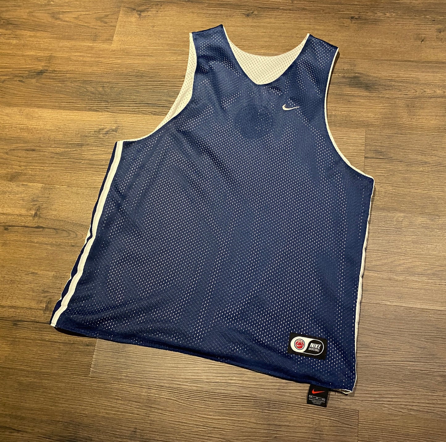 Nike Basketball Reversible Basketball Jersey | Size Medium | Vintage 2000s Blue & White Tank Top T-Shirt | Free Shipping to USA |