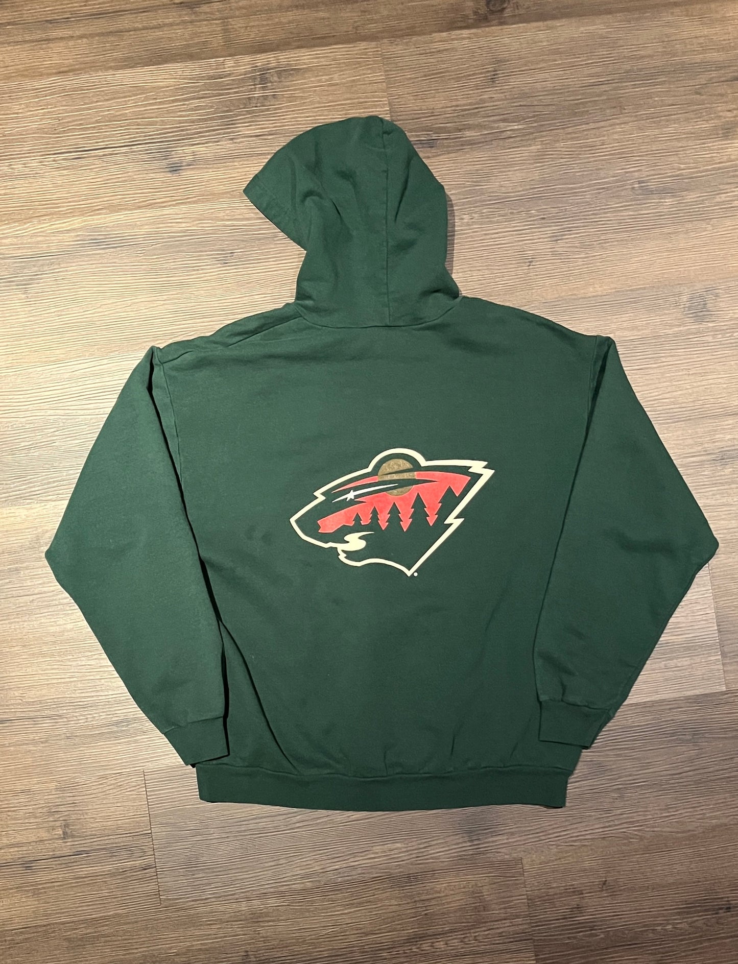 Minnesota Wild Hockey Graphic Hoodie | Size Medium | Vintage 2000s NHL Hockey Green T-Shirt | CSA Neck Tag | Free Shipping to USA |