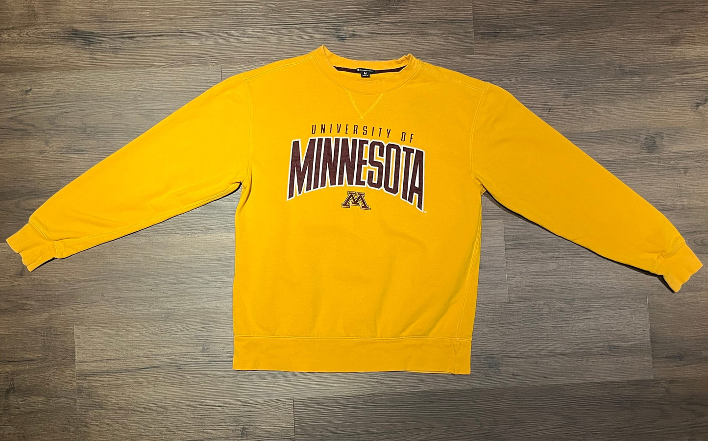 University Of Minnesota Golden Gophers Stitched Graphic Crewneck | Size Medium | Vintage 2000s College Yellow Sweater |Free Shipping to USA|