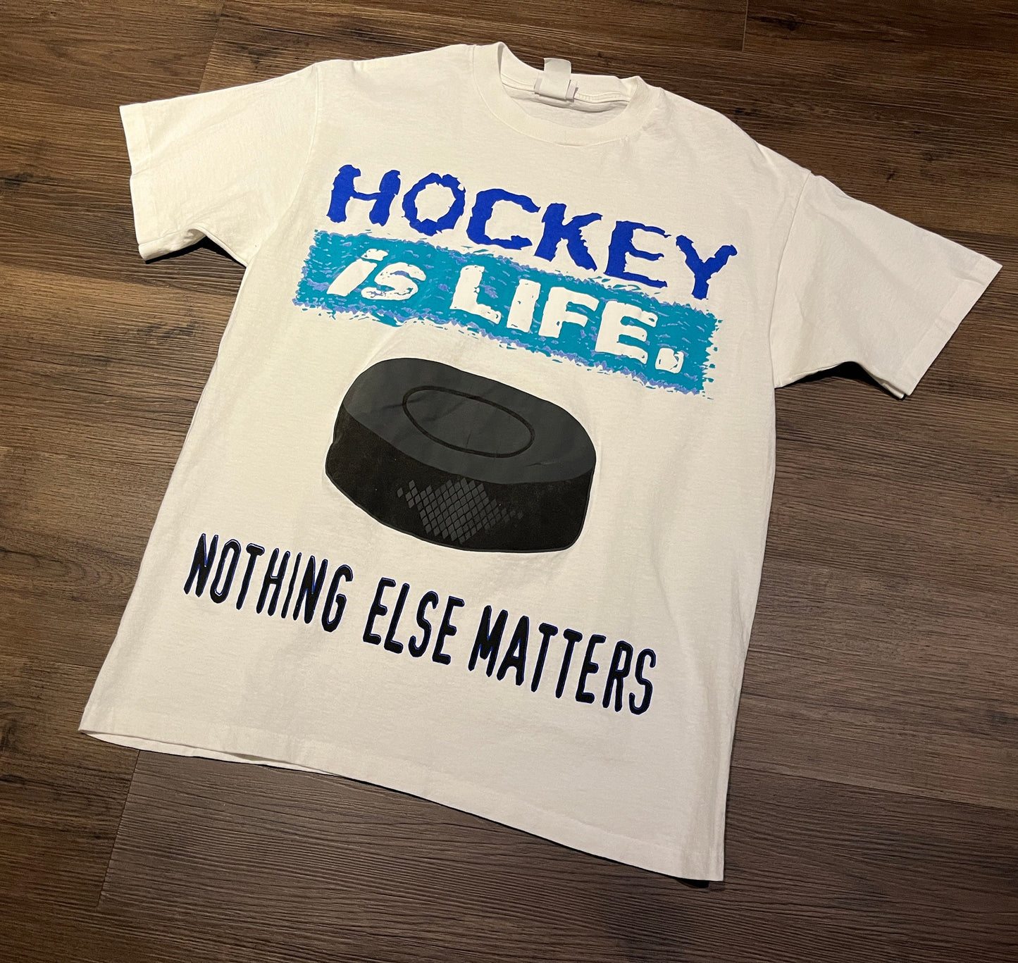 Hockey Is Life Nothing Else Matters Graphic Tee | Size Medium | Vintage 1990s Promotional Funny Tourist White T-Shirt |Free Shipping to USA|