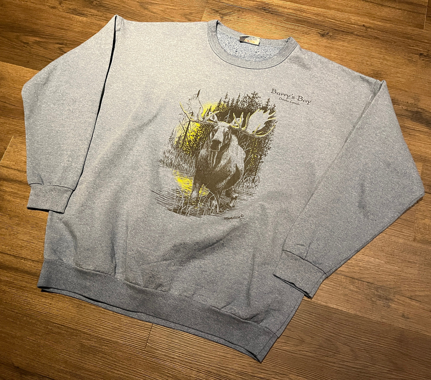 Barry's Bay, Ontario, Canada Graphic Crewneck | Size X-Large | Vintage 1990s Tourist Grey Sweater | Made in Canada | Free Shipping to USA |