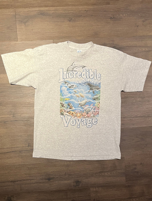 Incredible Voyage Underwater Graphic Tee | Size Large | Vintage 1990s Animal Graphic Grey T-Shirt | Made in USA | Free Shipping to USA |