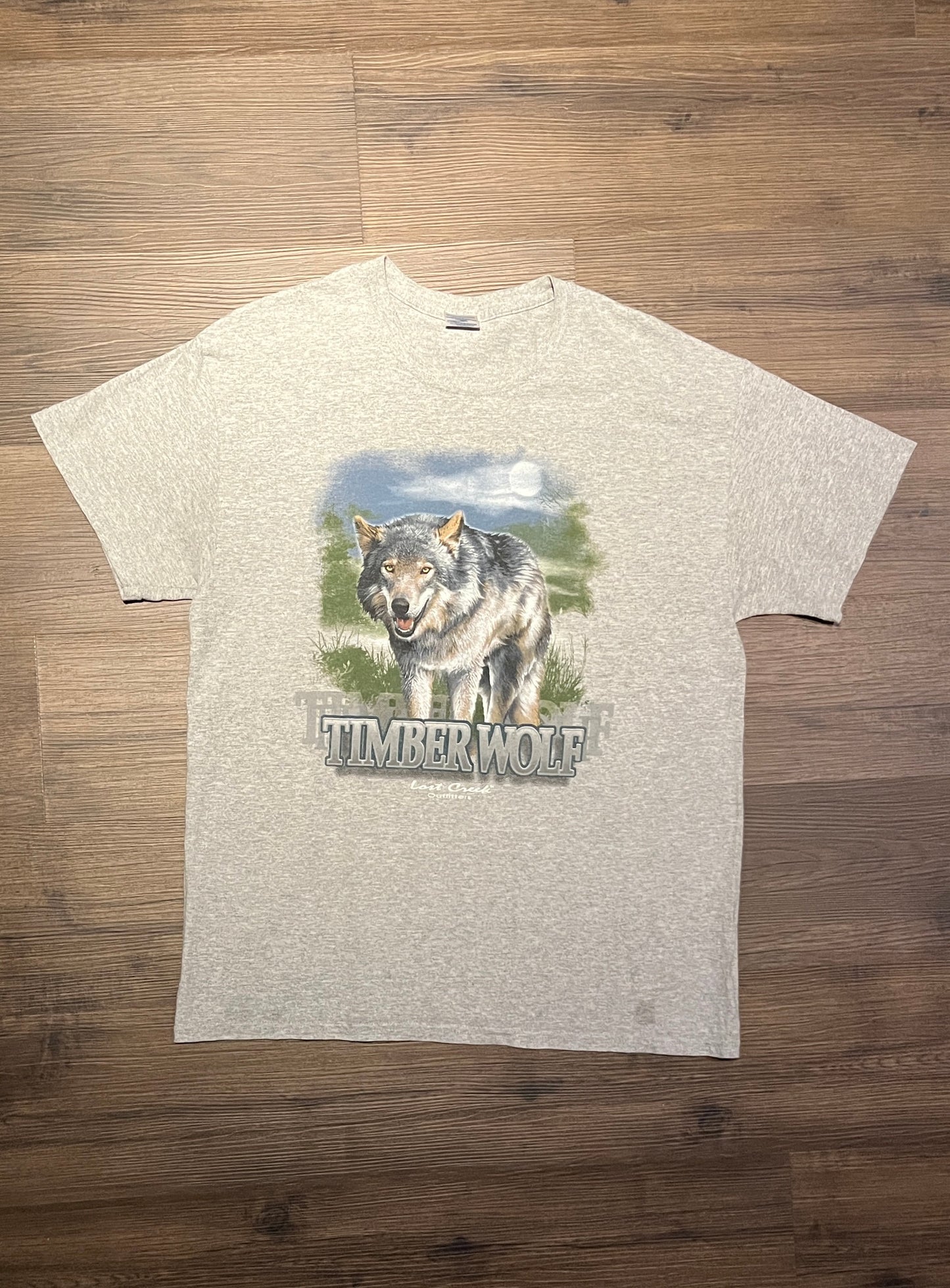 Timberwolf Lost Creek Outfitters Graphic Tee | Size Large | Vintage 2000s Wolf Animal Grey T-Shirt | Free Shipping to USA |