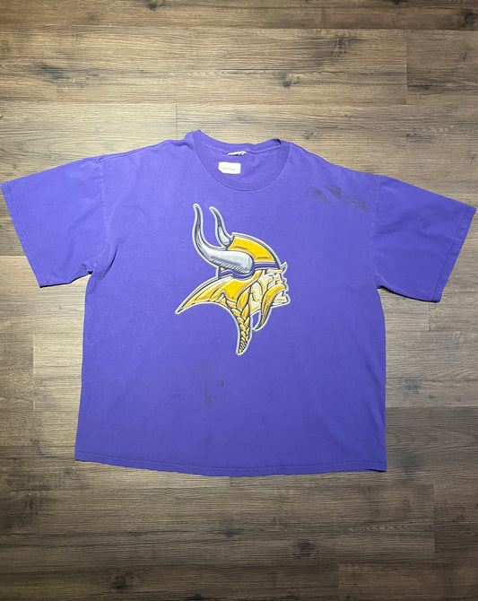 Minnesota Vikings Graphic Tee | Size XXX-Large | Vintage 2000s NFL Football Purple T-Shirt | Free Shipping to USA |