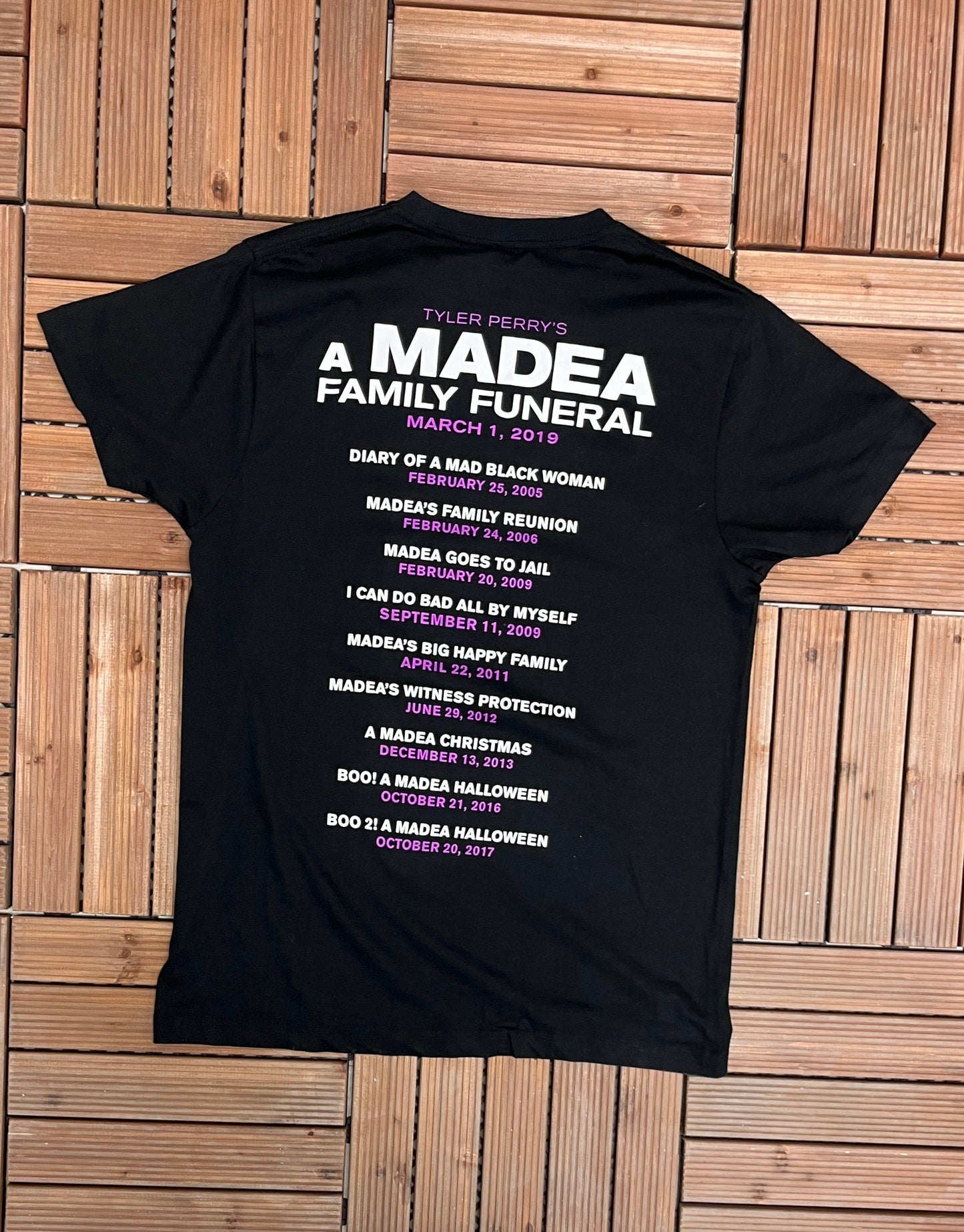 Tyler Perry A Madea Family Funeral Graphic Tee | Size Medium | Retro 2000s Modern Comedy Series Black T-Shirt | Free Shipping to USA |