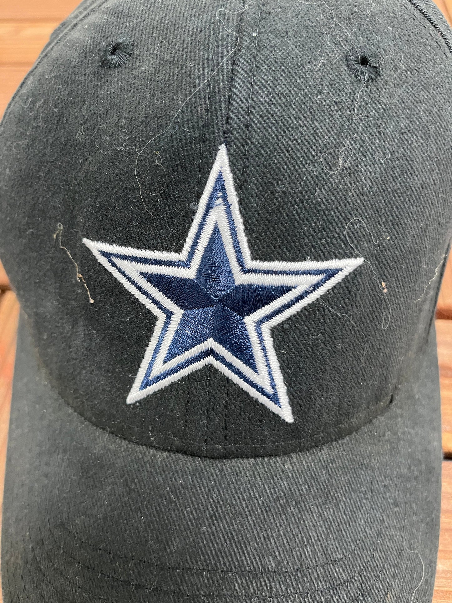 Dallas Cowboys Embroidered Hat | One Size Fits All With Strap Back | Vintage 2000s NFL Football Black Cap | Free Shipping to USA |