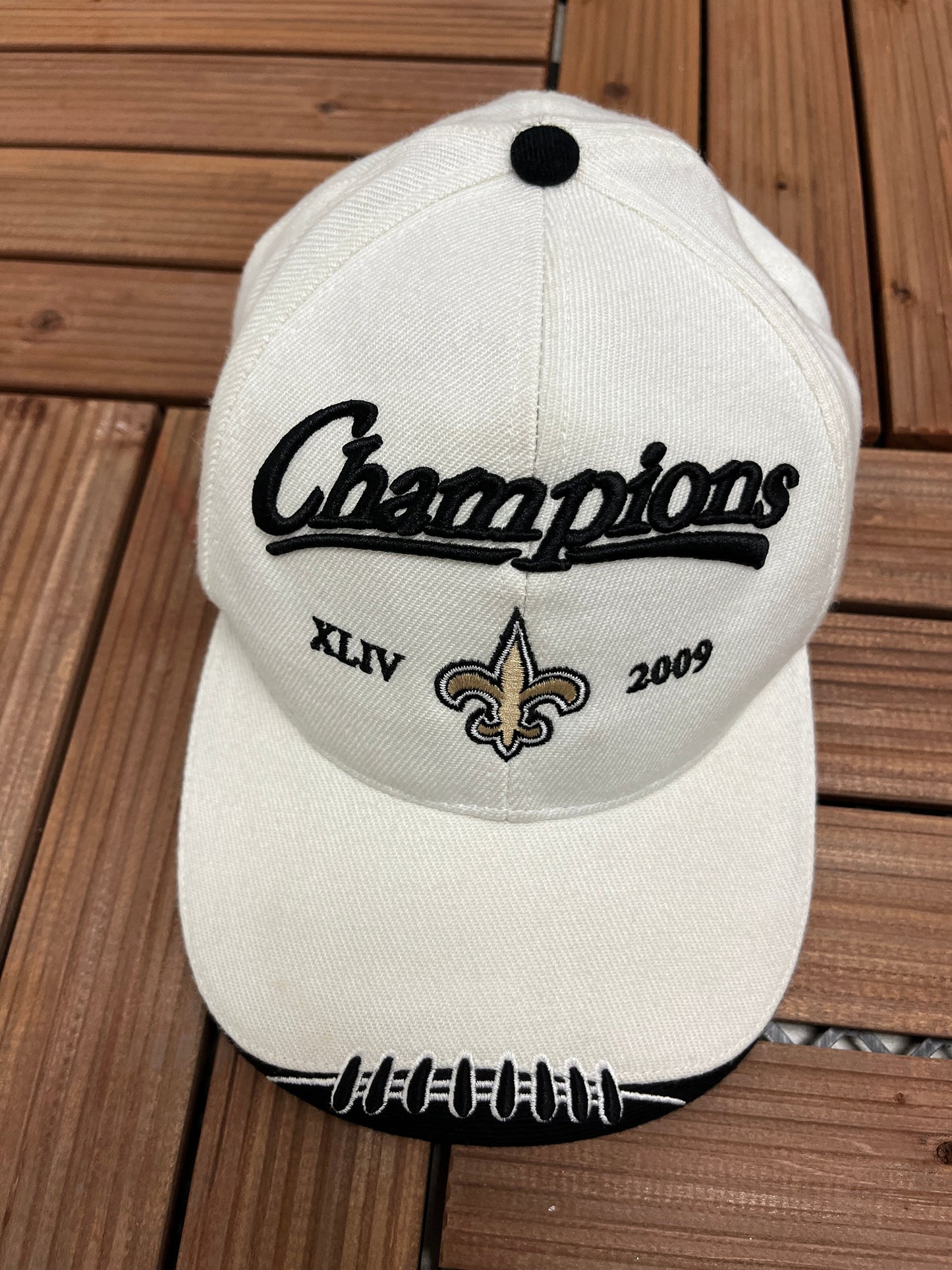 New Orleans Saints Super Bowl XLIV Champions Embroidered Graphic Hat | Strap Back | Vintage 2000s NFL White Cap | Free Shipping to USA |