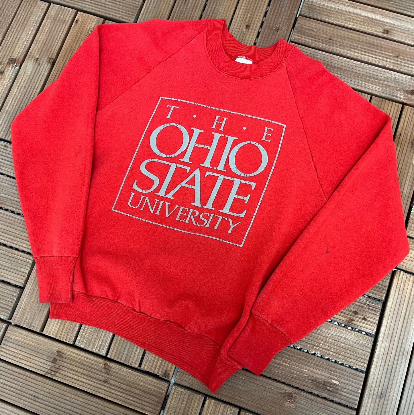 The Ohio State University Buckeyes Embroidered Graphic Crewneck | Size Medium | Vintage 1980s College Red Sweater | Free Shipping to USA |